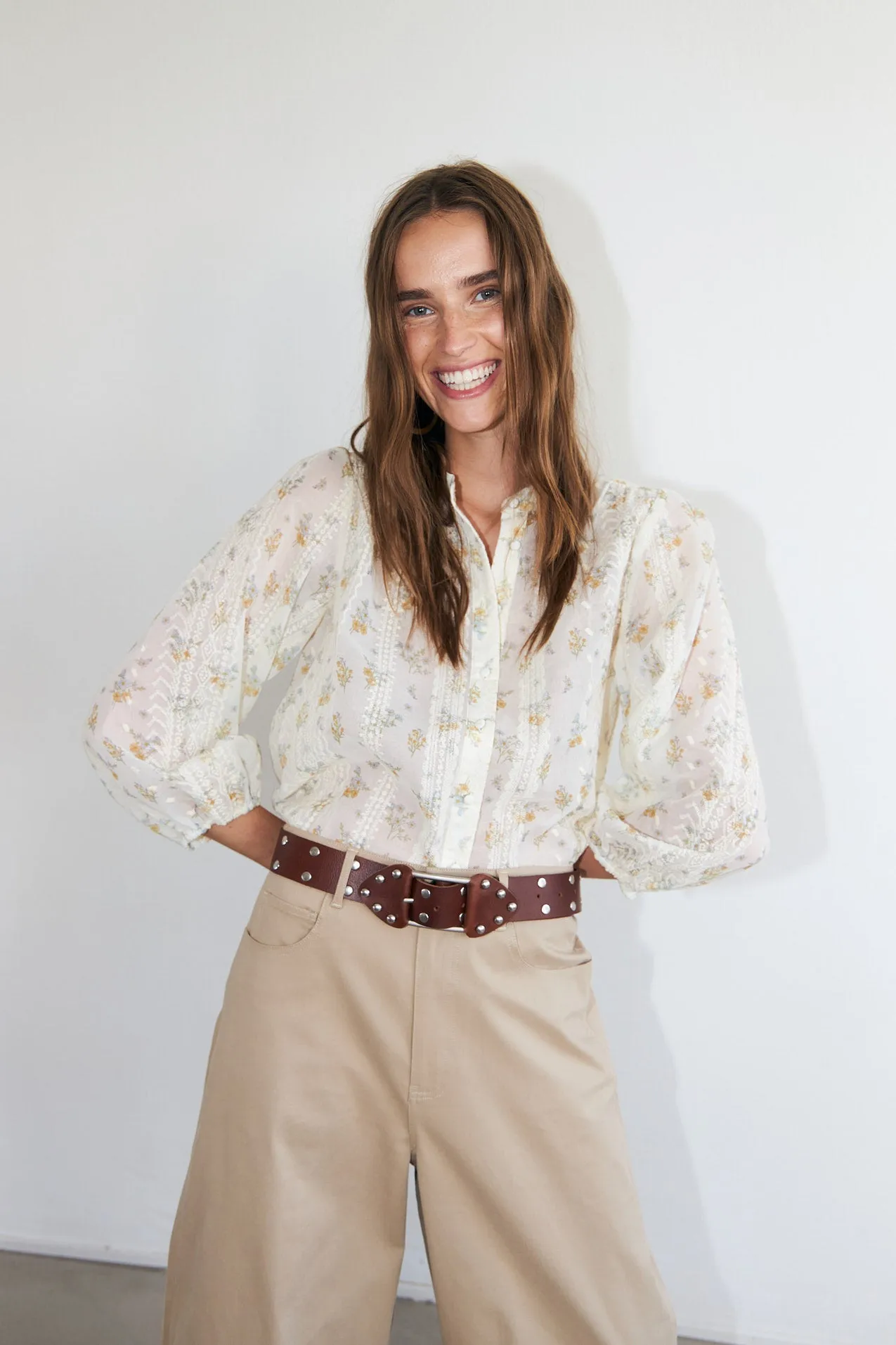 JuneLL Shirt - Creme sold by Lollys Laundry