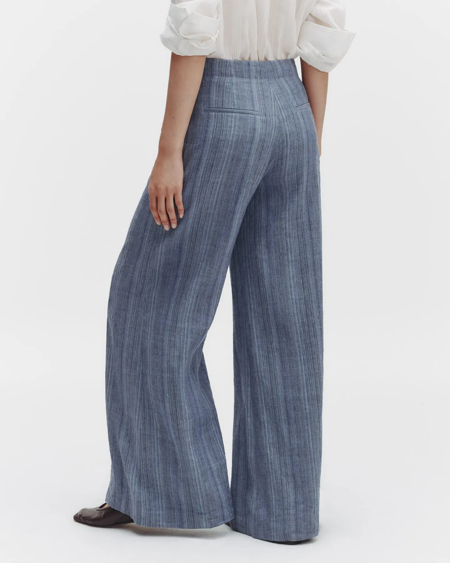 Demie Pant in Linen Gabardine sold by TWP CLOTHING product image thumbnail 3