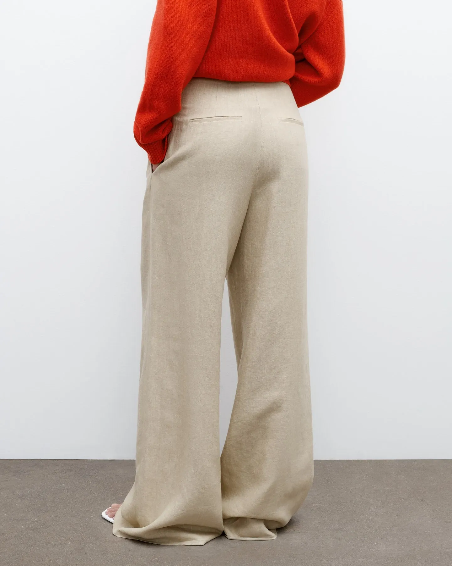 Mini Pleat Trouser in Washed Linen Suiting sold by TWP CLOTHING product image thumbnail 4