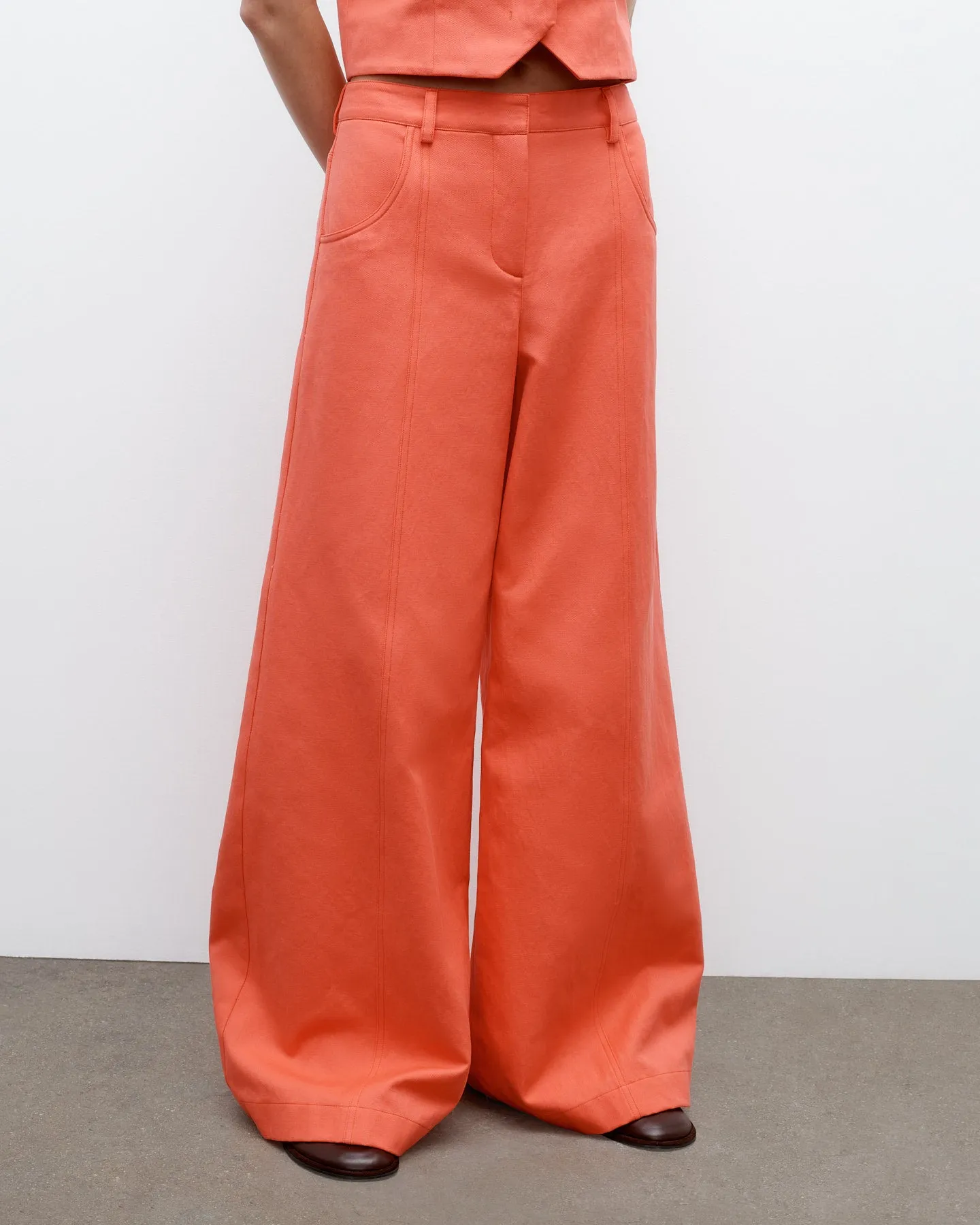 Dee's Trouser in Cotton Linen Twill sold by TWP CLOTHING product image thumbnail 2