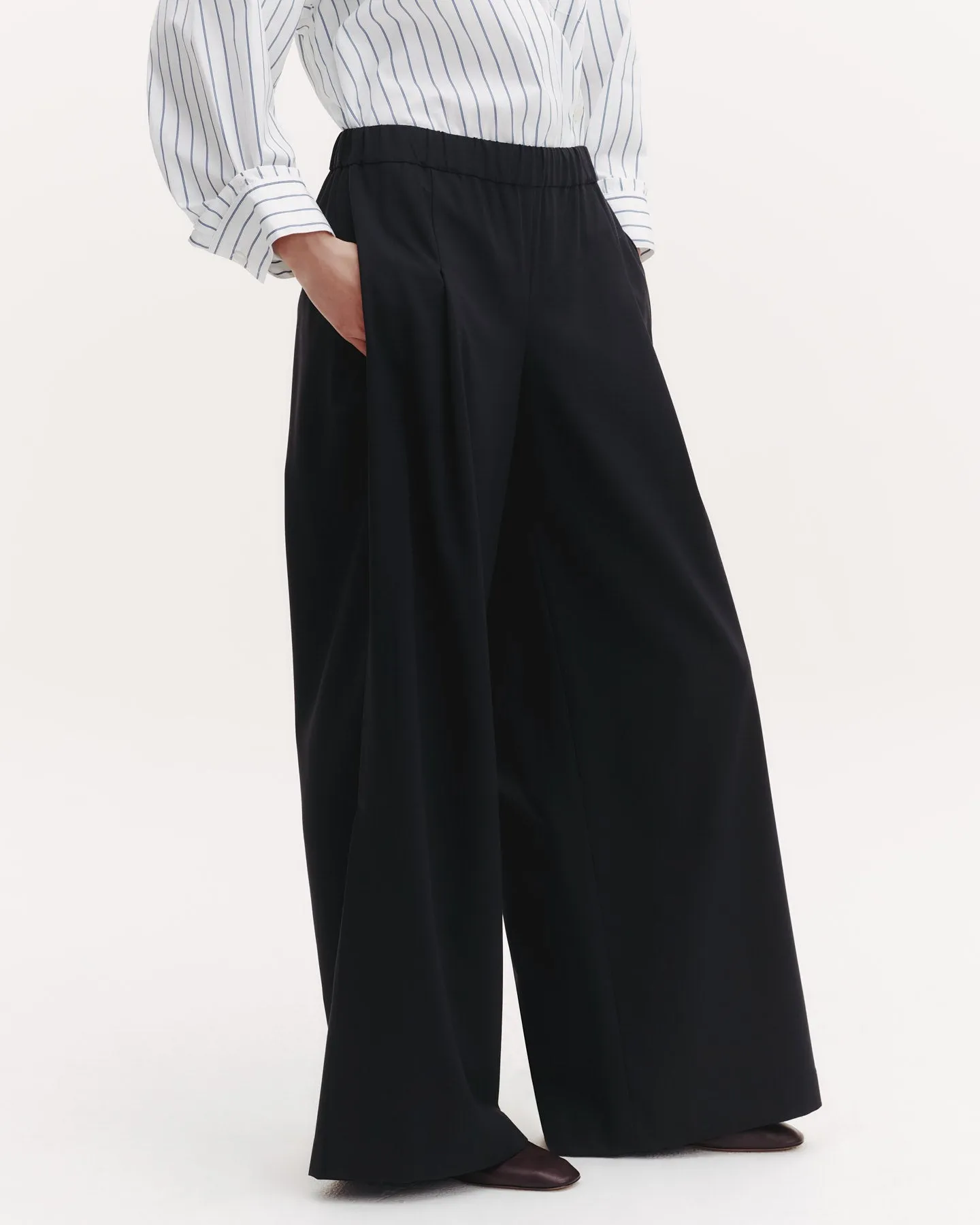 Eva Pant with Tux Pleat in Ultrafine Stretch Suiting sold by TWP CLOTHING product image thumbnail 3