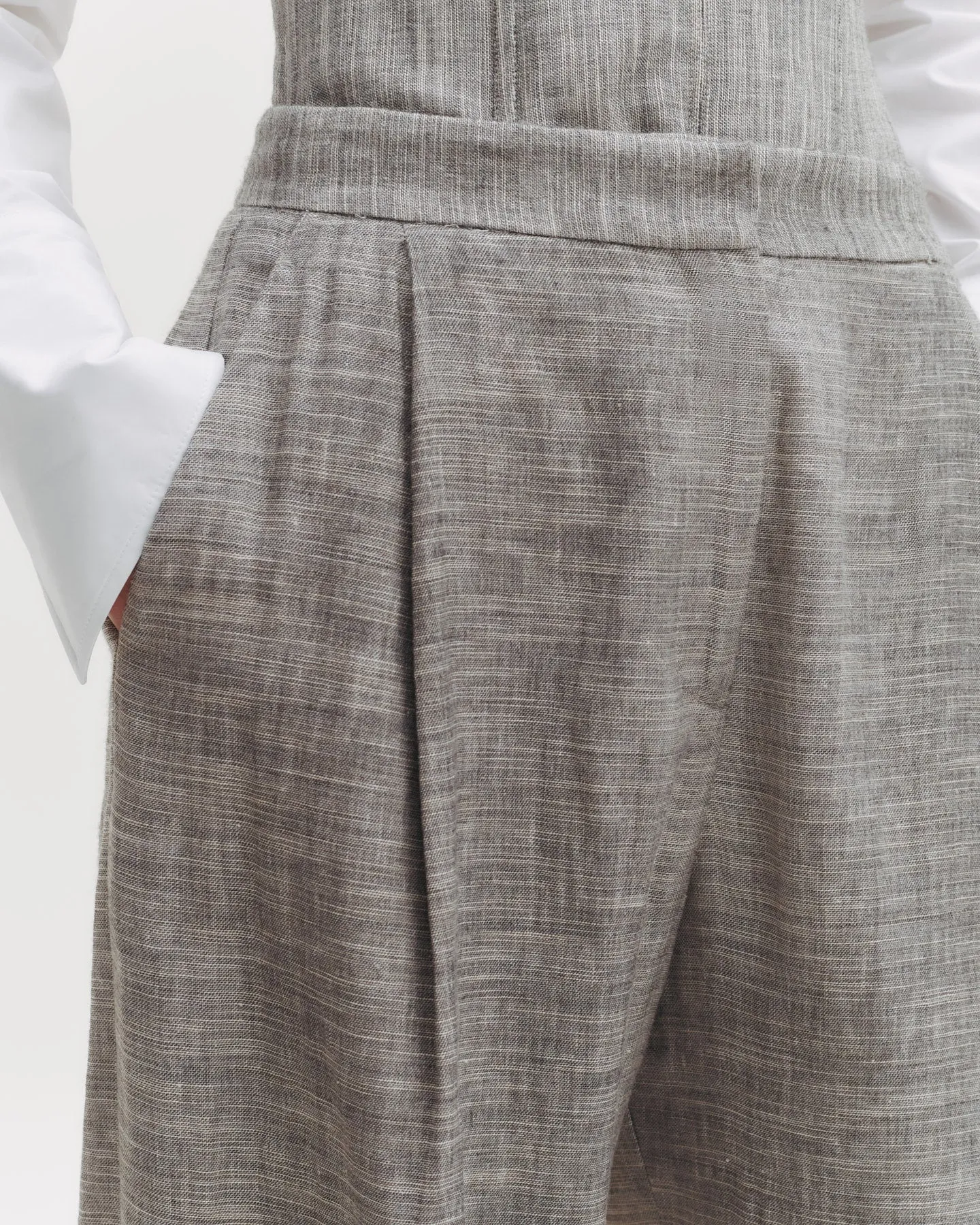 Greenwich Avenue Pant in Novel Suiting sold by TWP CLOTHING product image thumbnail 3