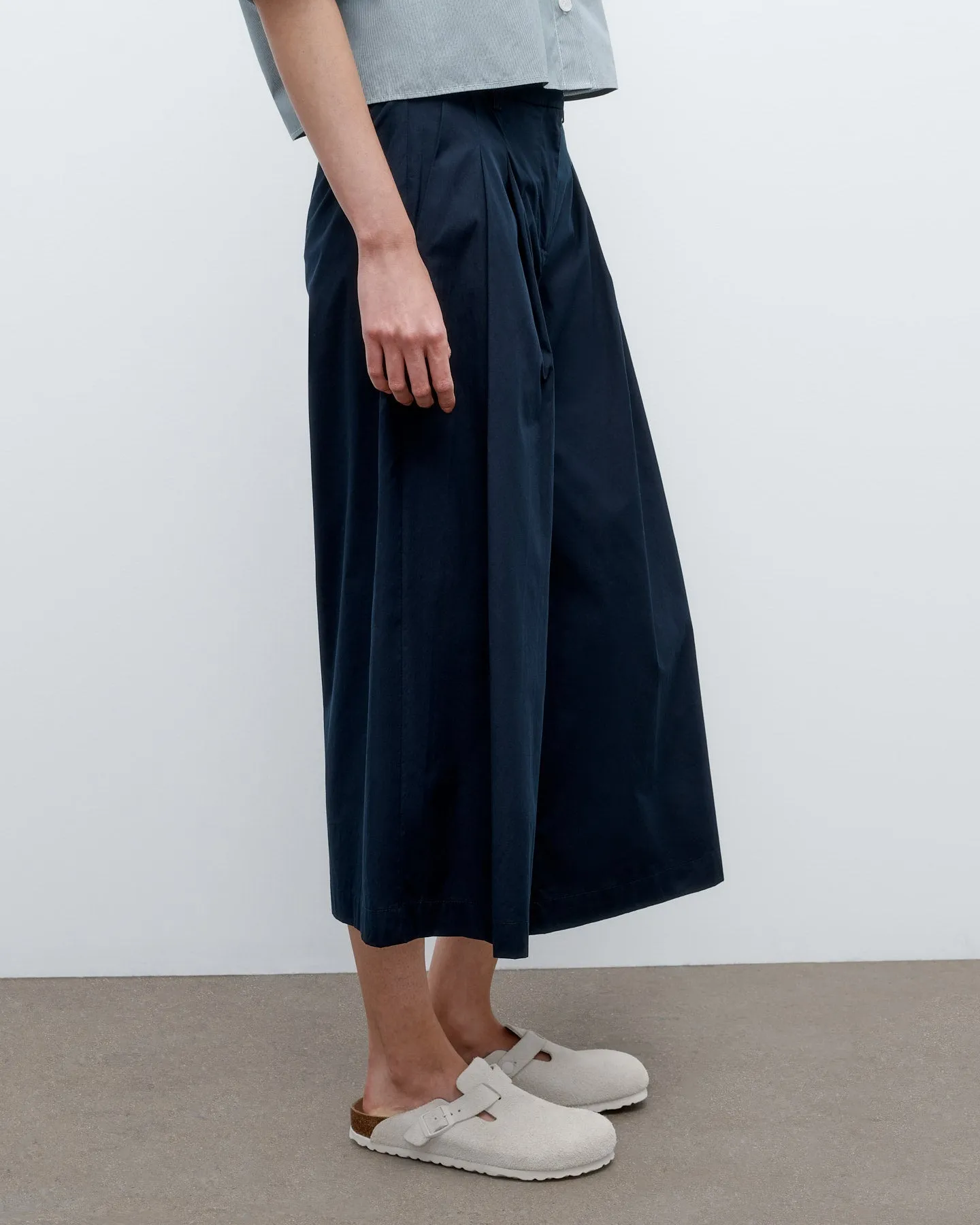 Cropped Didi Pant in Vintage Washed Poplin sold by TWP CLOTHING product image thumbnail 4