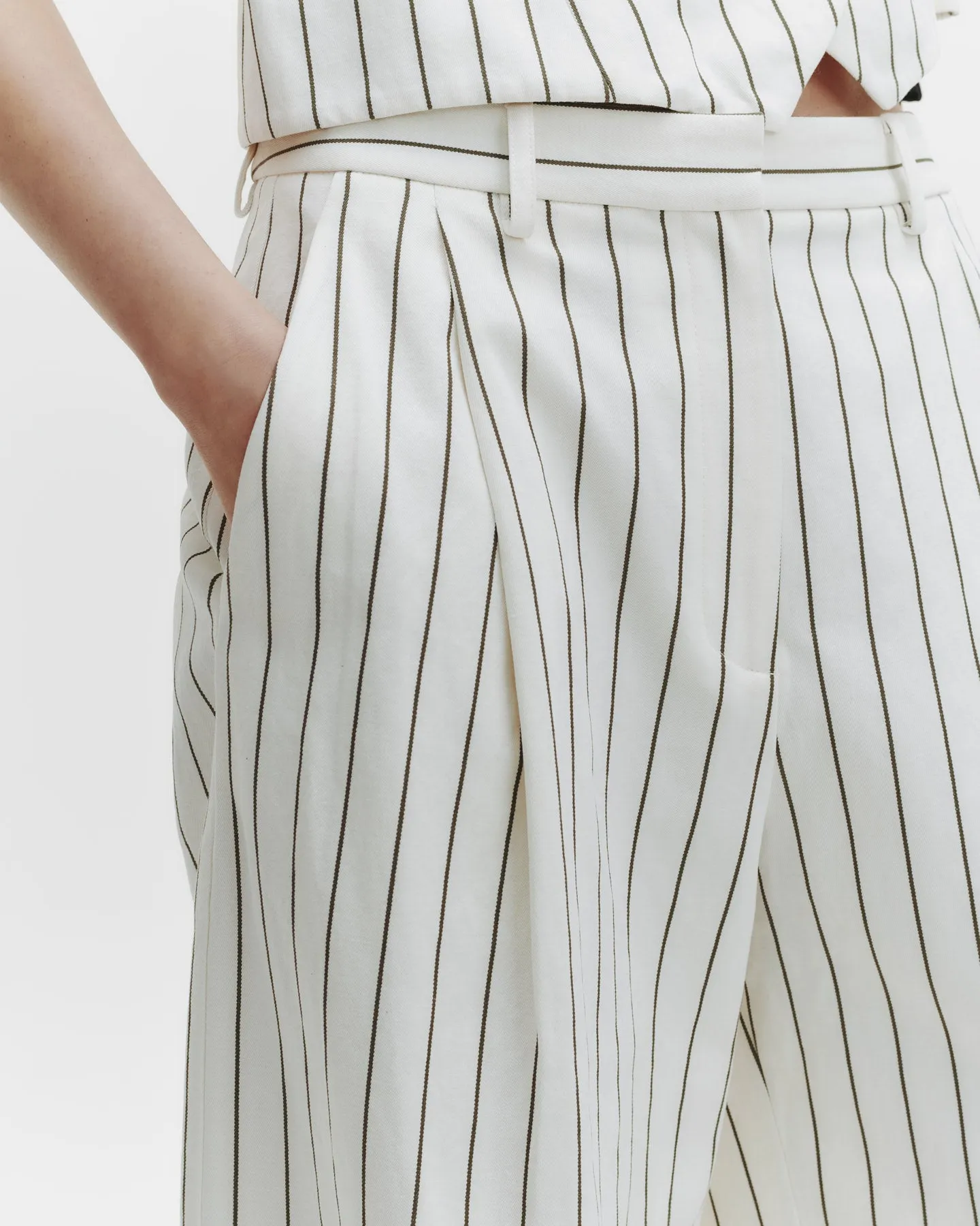 Greenwich Avenue Pant in Linen Stripe sold by TWP CLOTHING product image thumbnail 2