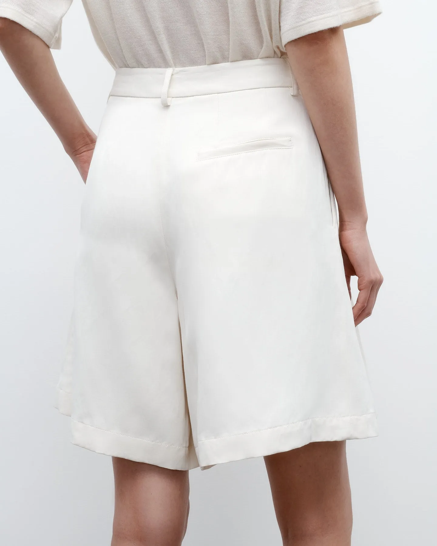 Galley Short in Coated Viscose Linen sold by TWP CLOTHING product image thumbnail 4