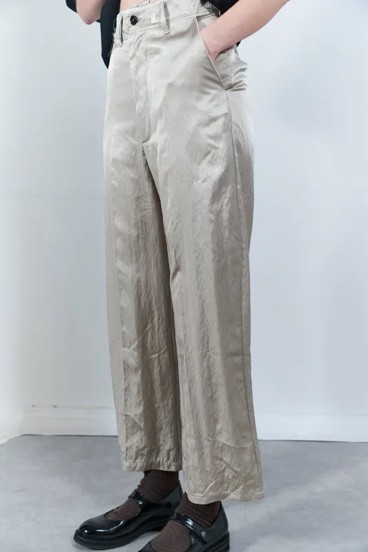 CF.20.06.06.02 STRAIGHT SLACK champagne sold by Camiel Fortgens