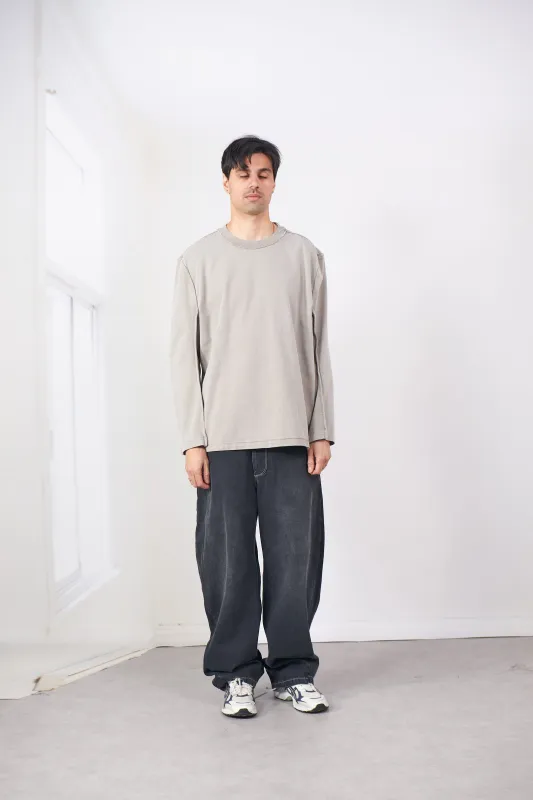 CF.20.01.02.01 BIG TEE LS taupe sold by Camiel Fortgens