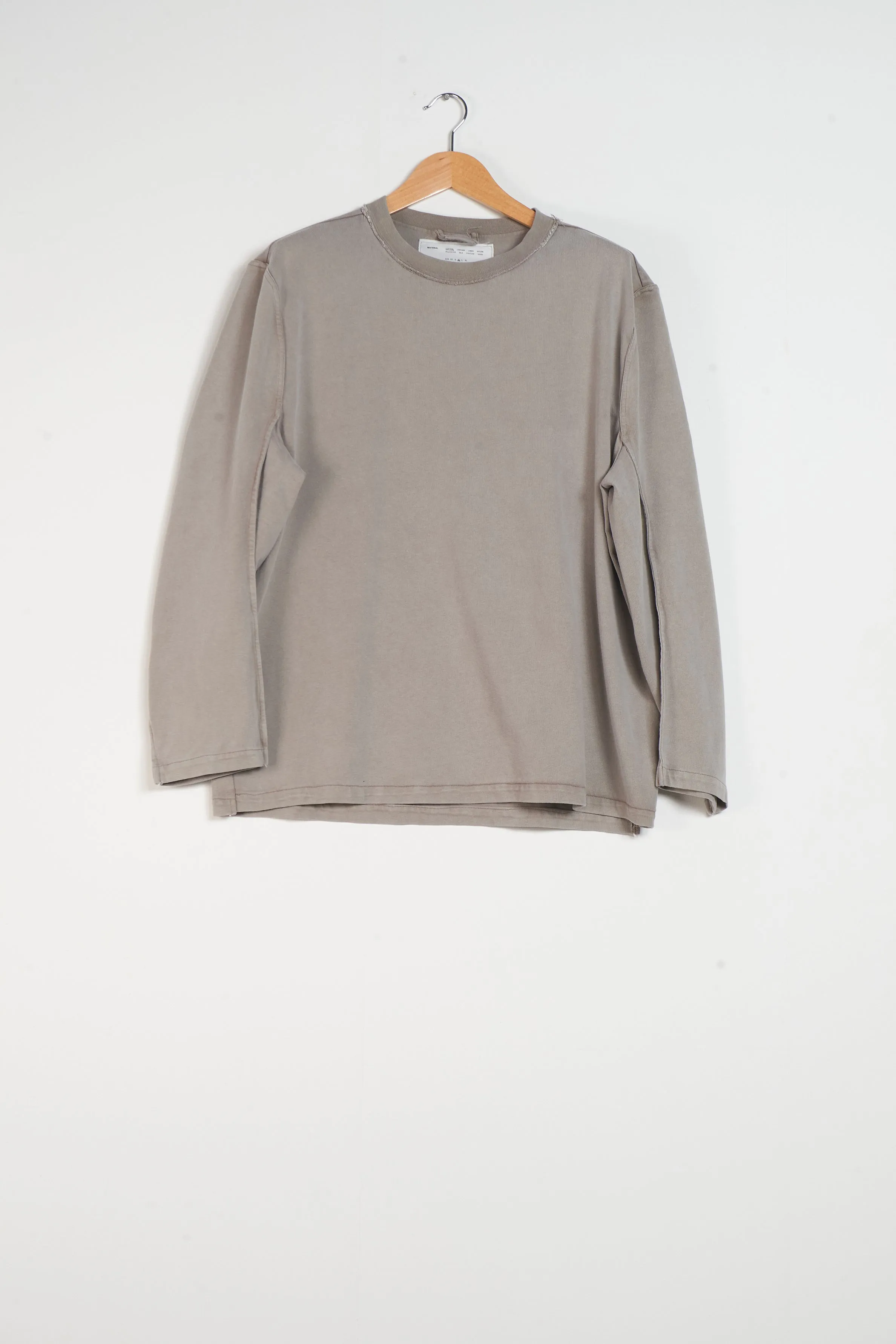 CF.20.01.02.01 BIG TEE LS taupe sold by Camiel Fortgens product image thumbnail 5