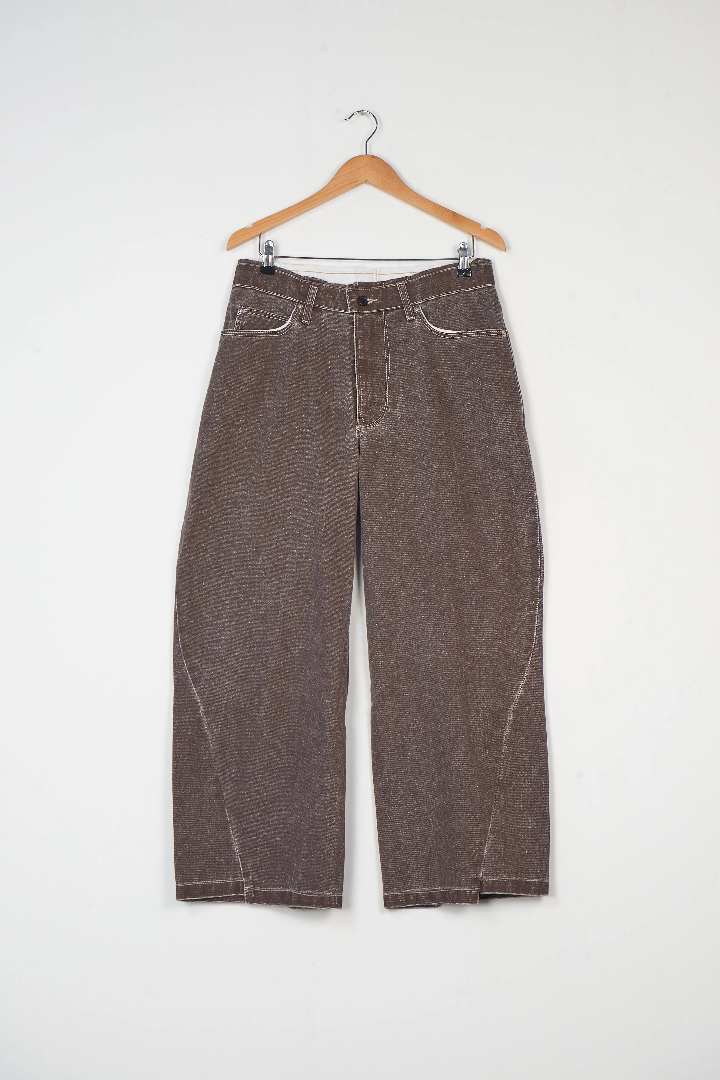 CF.20.06.02.02 WOBBLY JEANS brown sold by Camiel Fortgens product image thumbnail 4