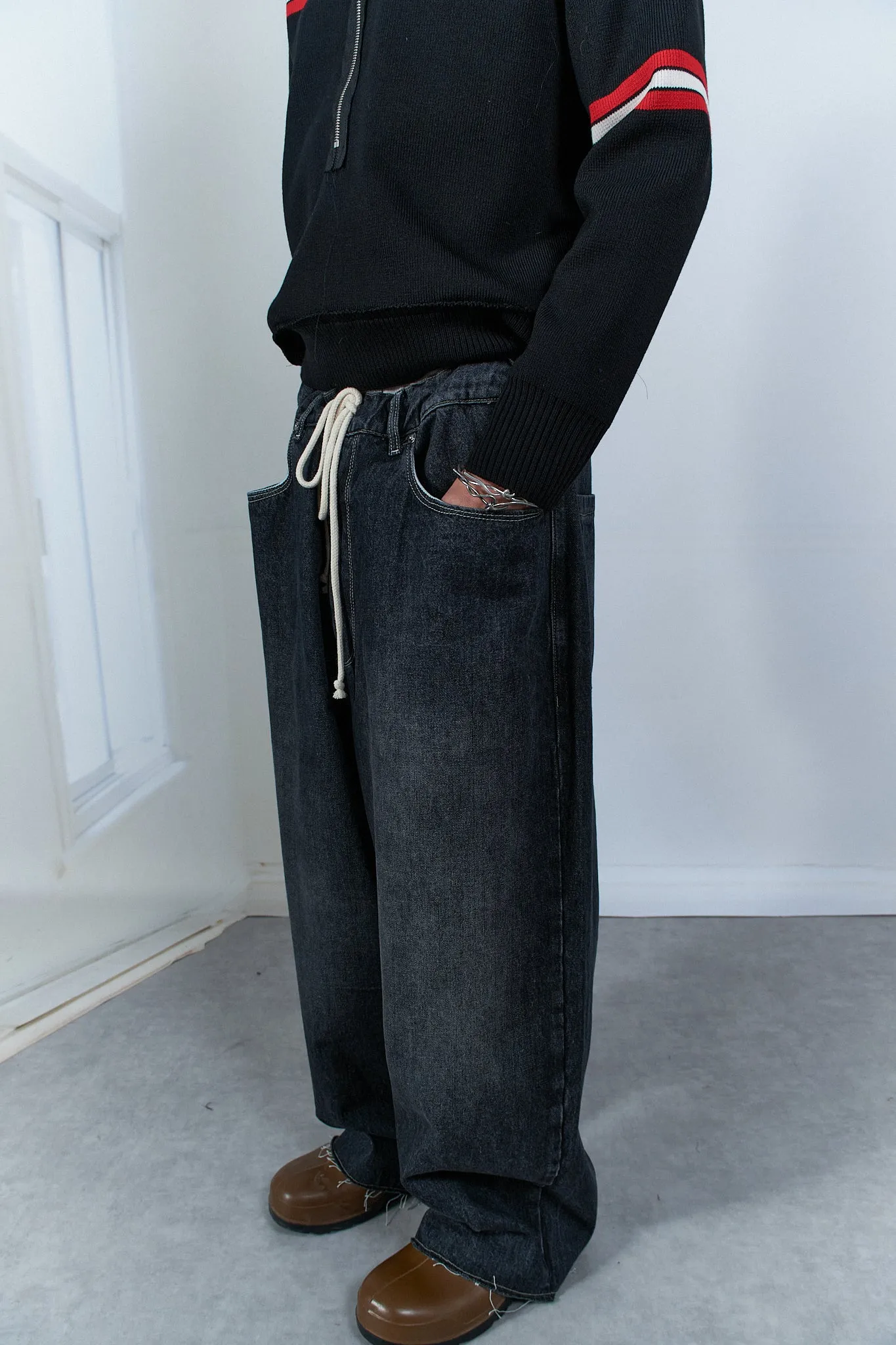 CF.20.06.04.01 BIG JEANS black sold by Camiel Fortgens product image thumbnail 2