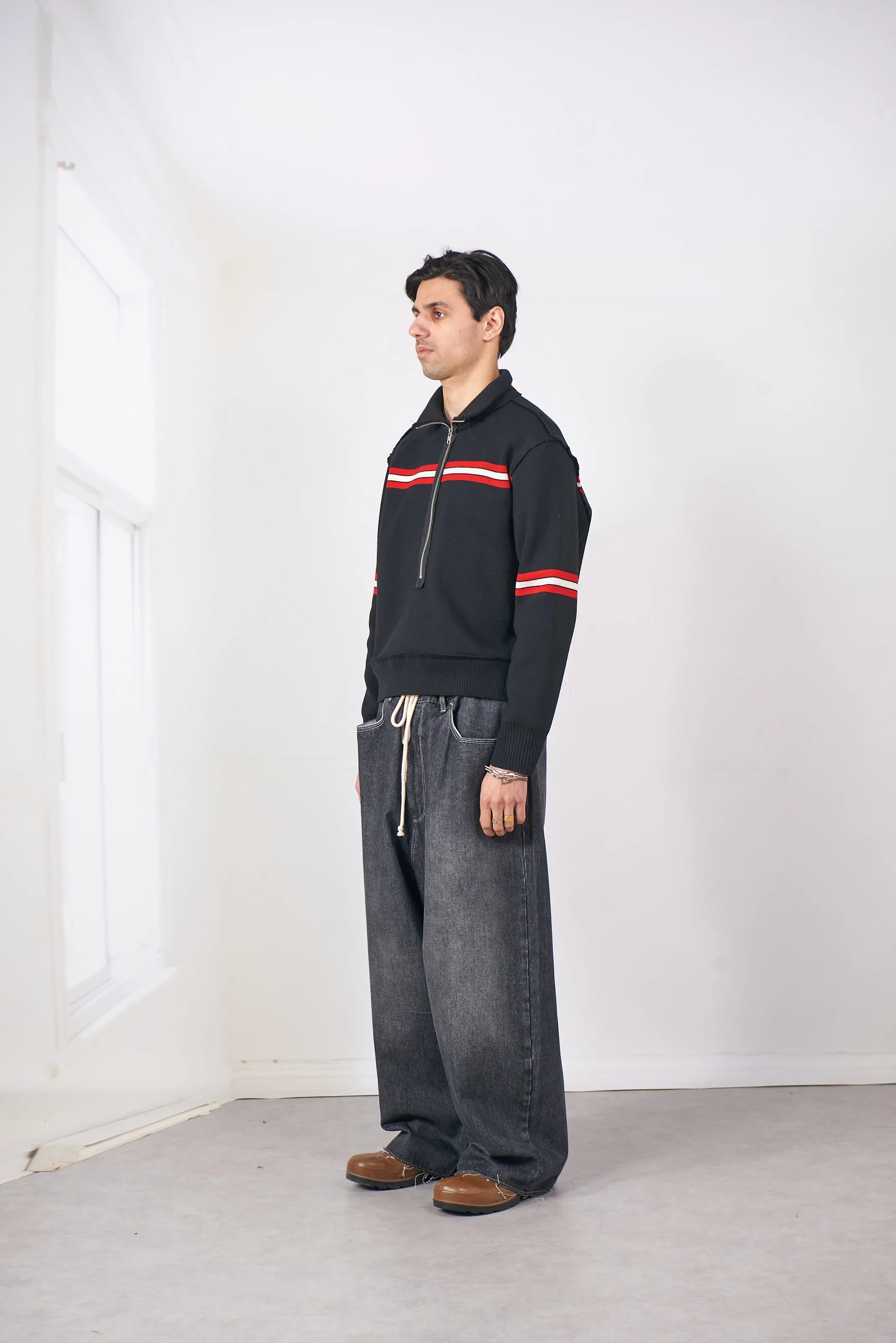 CF.20.06.04.01 BIG JEANS black sold by Camiel Fortgens