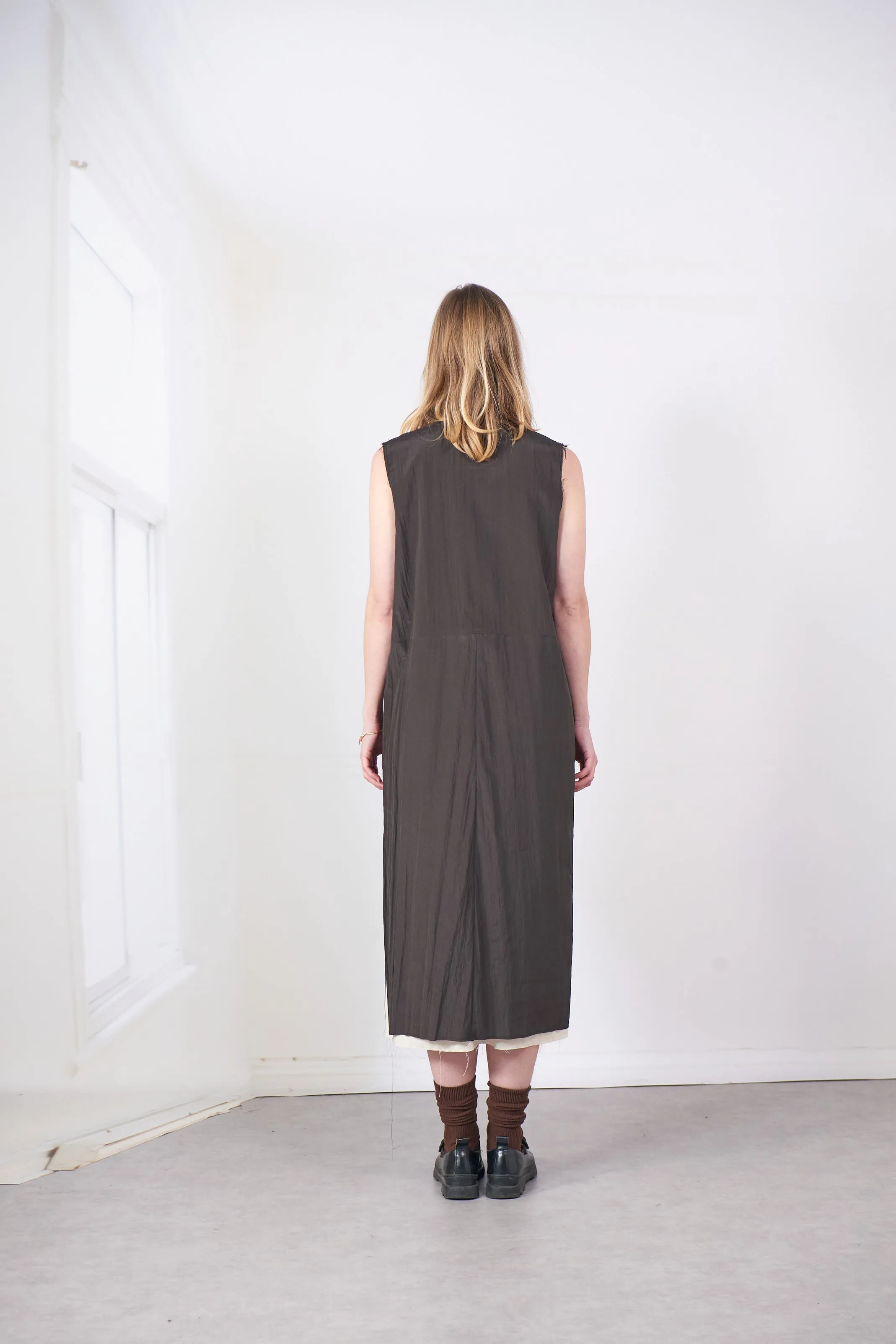 CF.20.08.03.02 V-NECK DRESS brown sold by Camiel Fortgens product image thumbnail 5