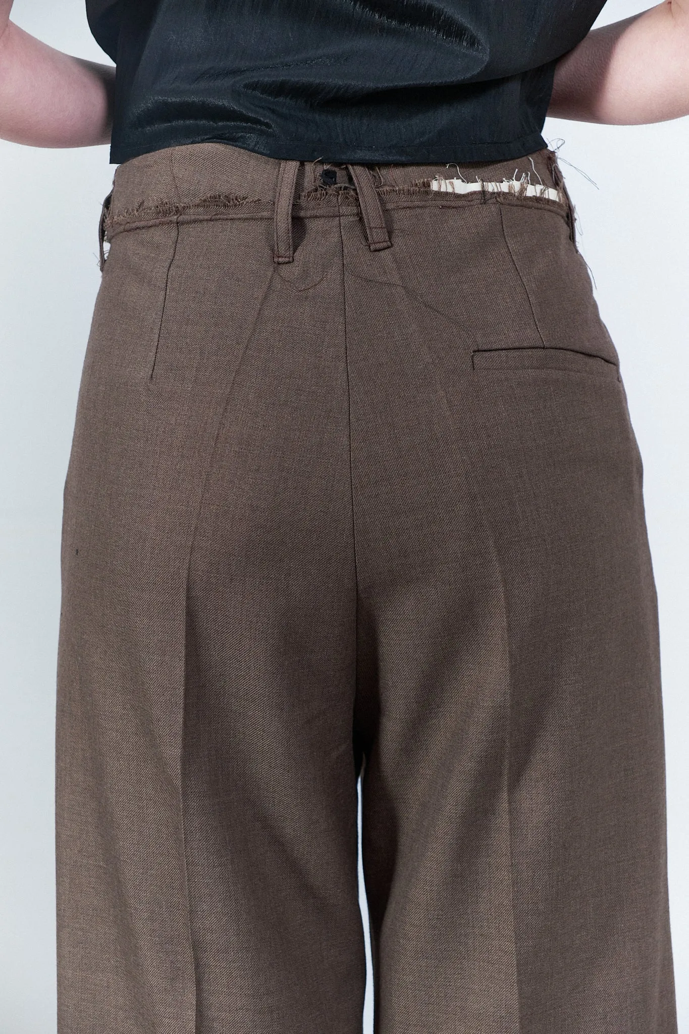 CF.20.06.06.01 STRAIGHT SLACK brown sold by Camiel Fortgens product image thumbnail 4