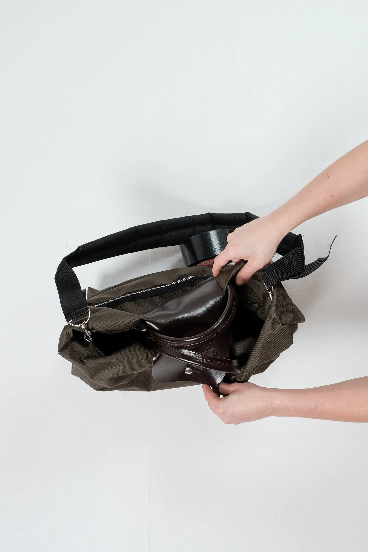 CF.22.14.05.02 PUFFED SHOPPER technical black sold by Camiel Fortgens product image thumbnail 4