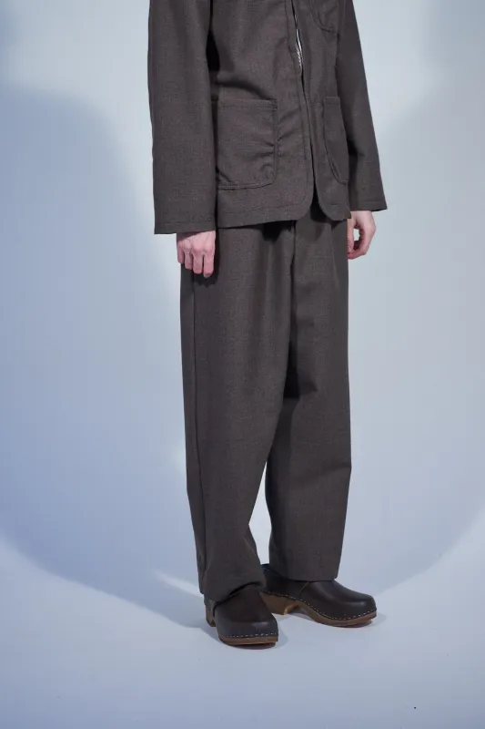 CF.22.06.02.01 SIMPLE PANTS big weave wool brown made by Camiel Fortgens