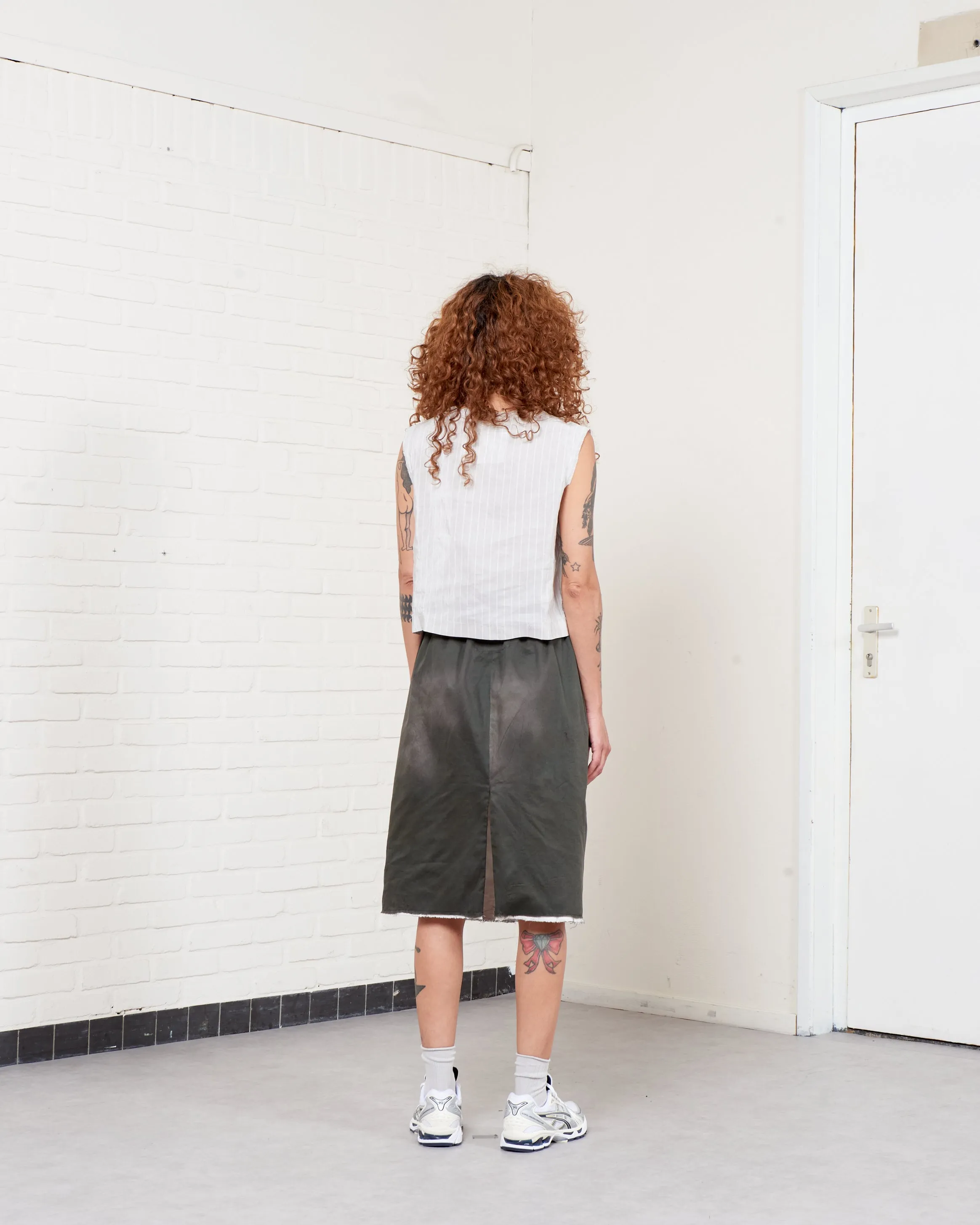 CF.21.05.01.02 SQUARE TOP linen shirting grey/white stripe sold by Camiel Fortgens product image thumbnail 4