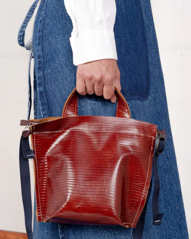 CF.21.11.06.03 MINI SHOPPER leather brown croc sold by Camiel Fortgens