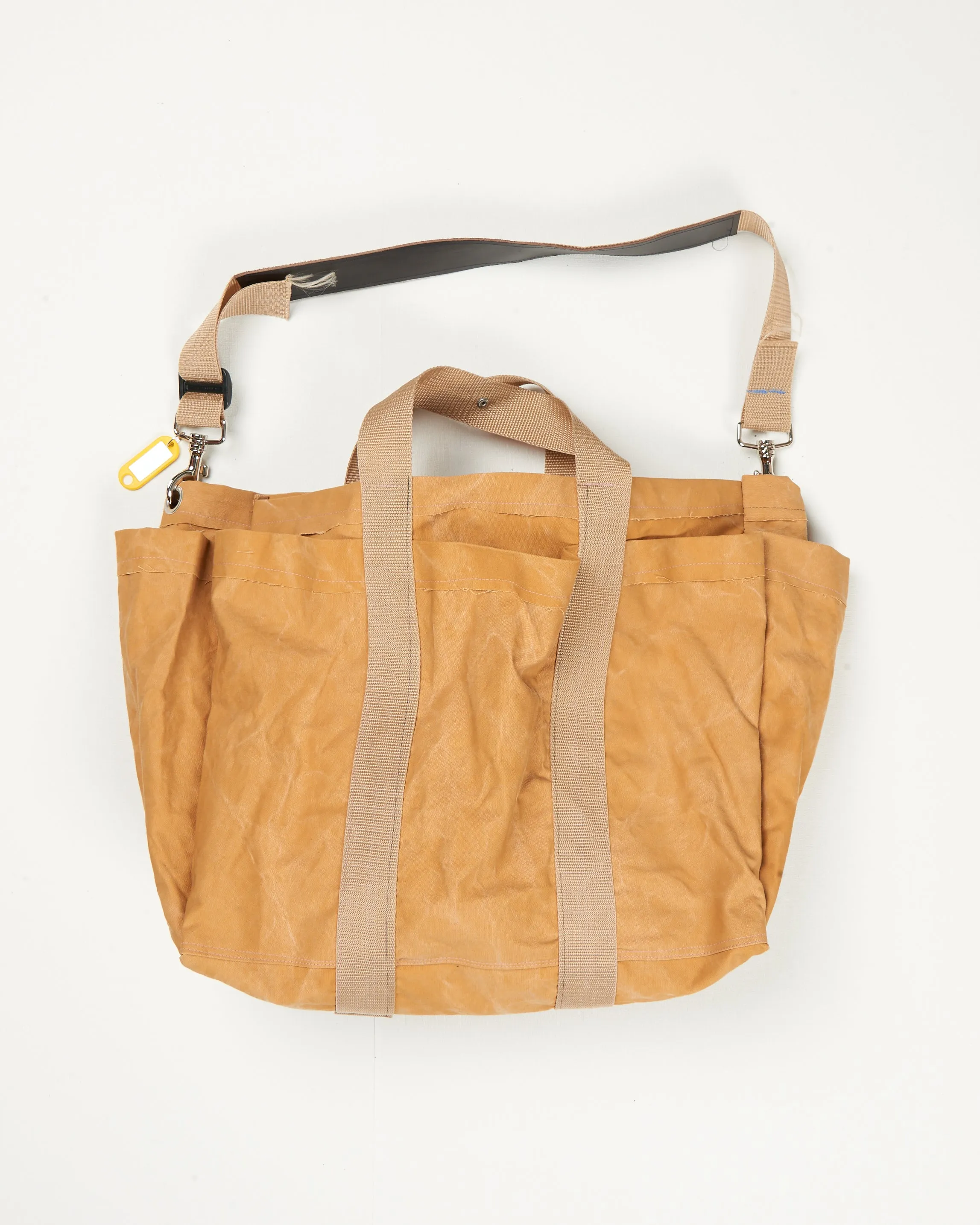 CF.21.11.04.02 WORKER SHOPPER washed sand sold by Camiel Fortgens product image thumbnail 3