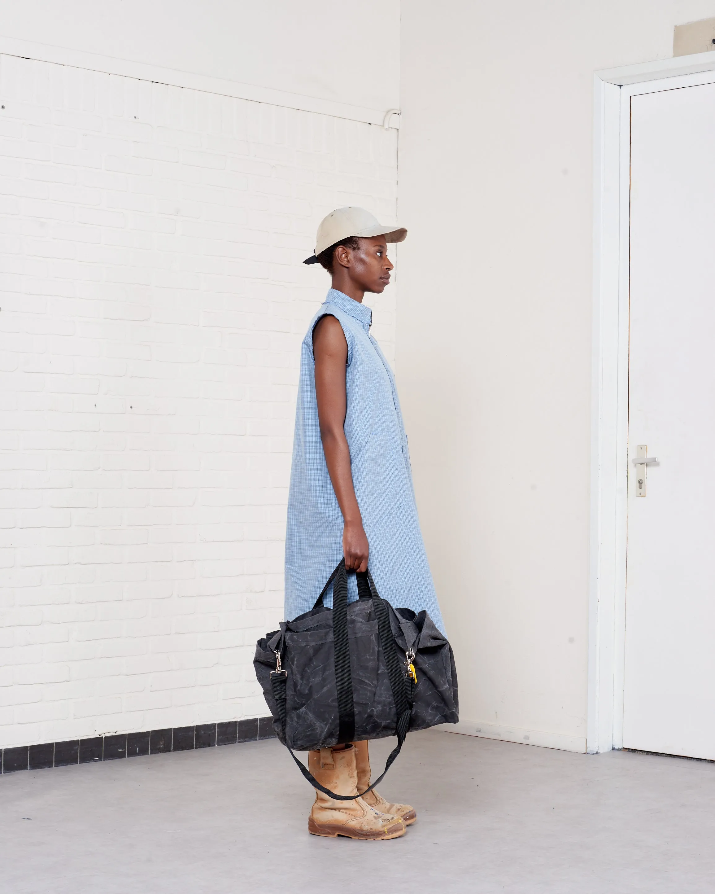 CF.21.11.04.01 WORKER SHOPPER washed black sold by Camiel Fortgens product image thumbnail 4