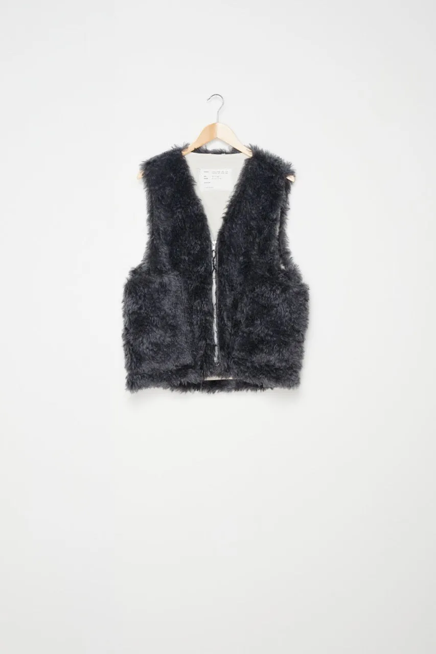 CF.18.05.04.01 ZIP VEST WOOL FUR GREY sold by Camiel Fortgens