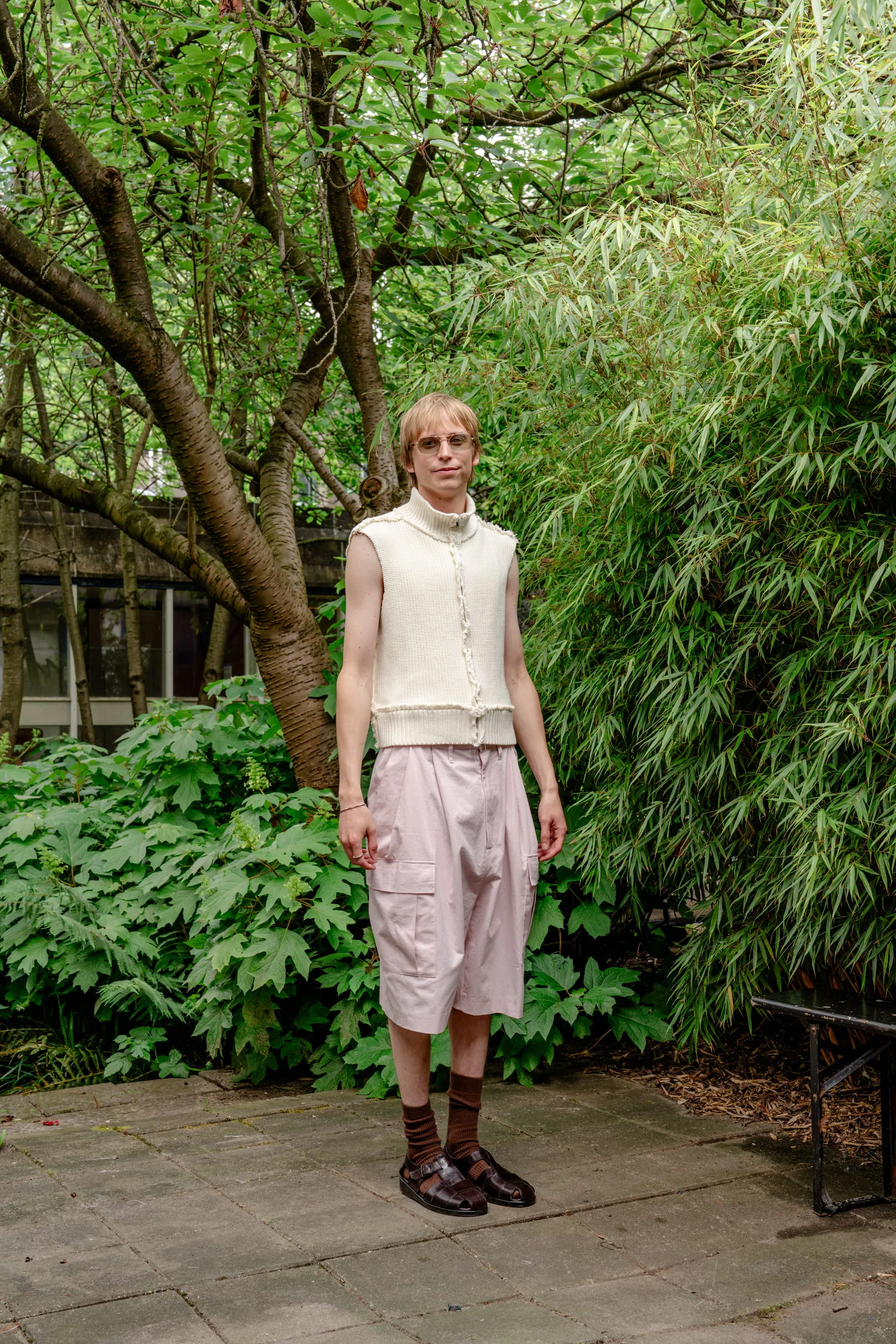CF.19.03.08.01 SLEEVELESS ZIP-UP off-white sold by Camiel Fortgens product image thumbnail 4