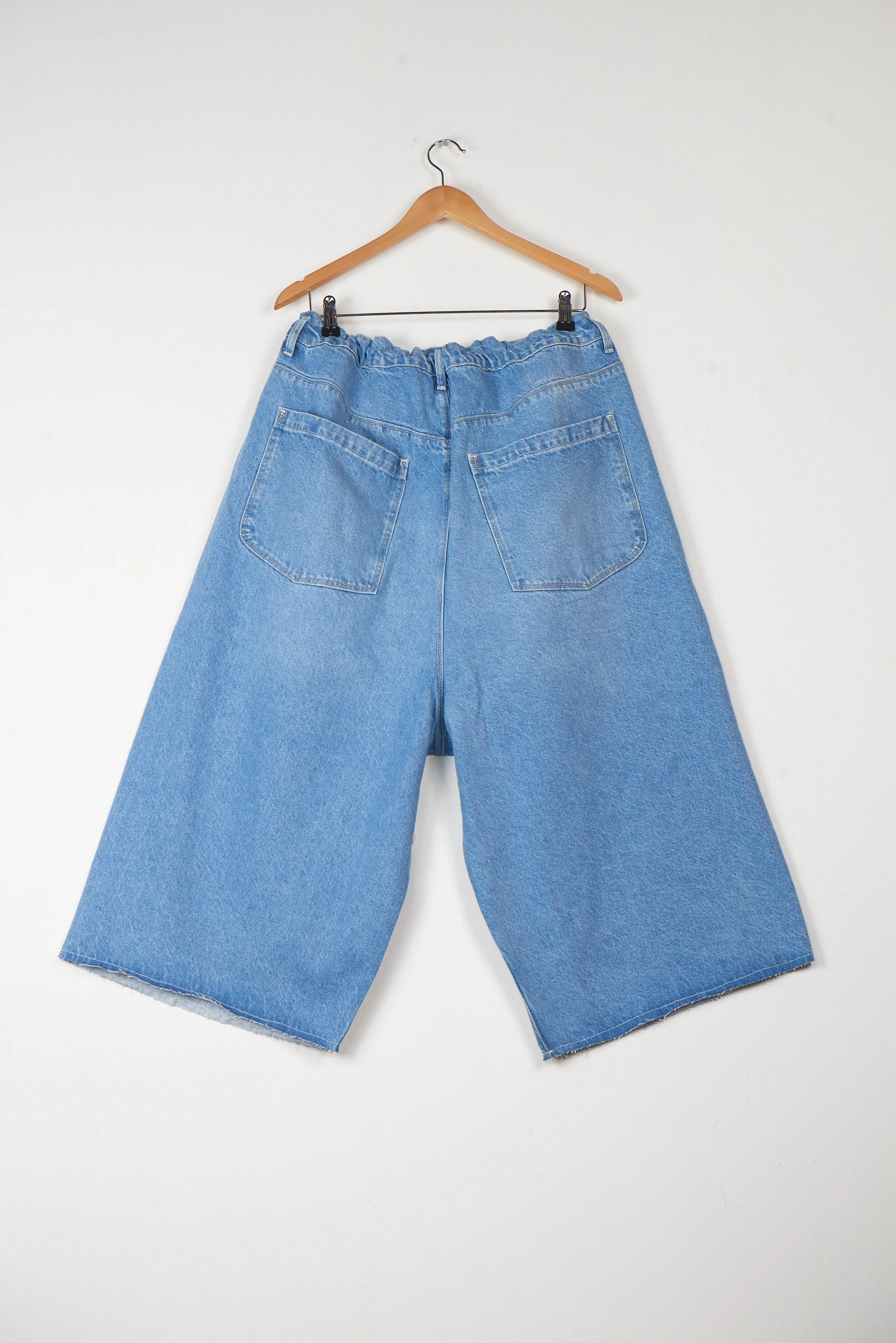 CF.19.06.04.01 BIG SHORTS washed light blue sold by Camiel Fortgens product image thumbnail 2