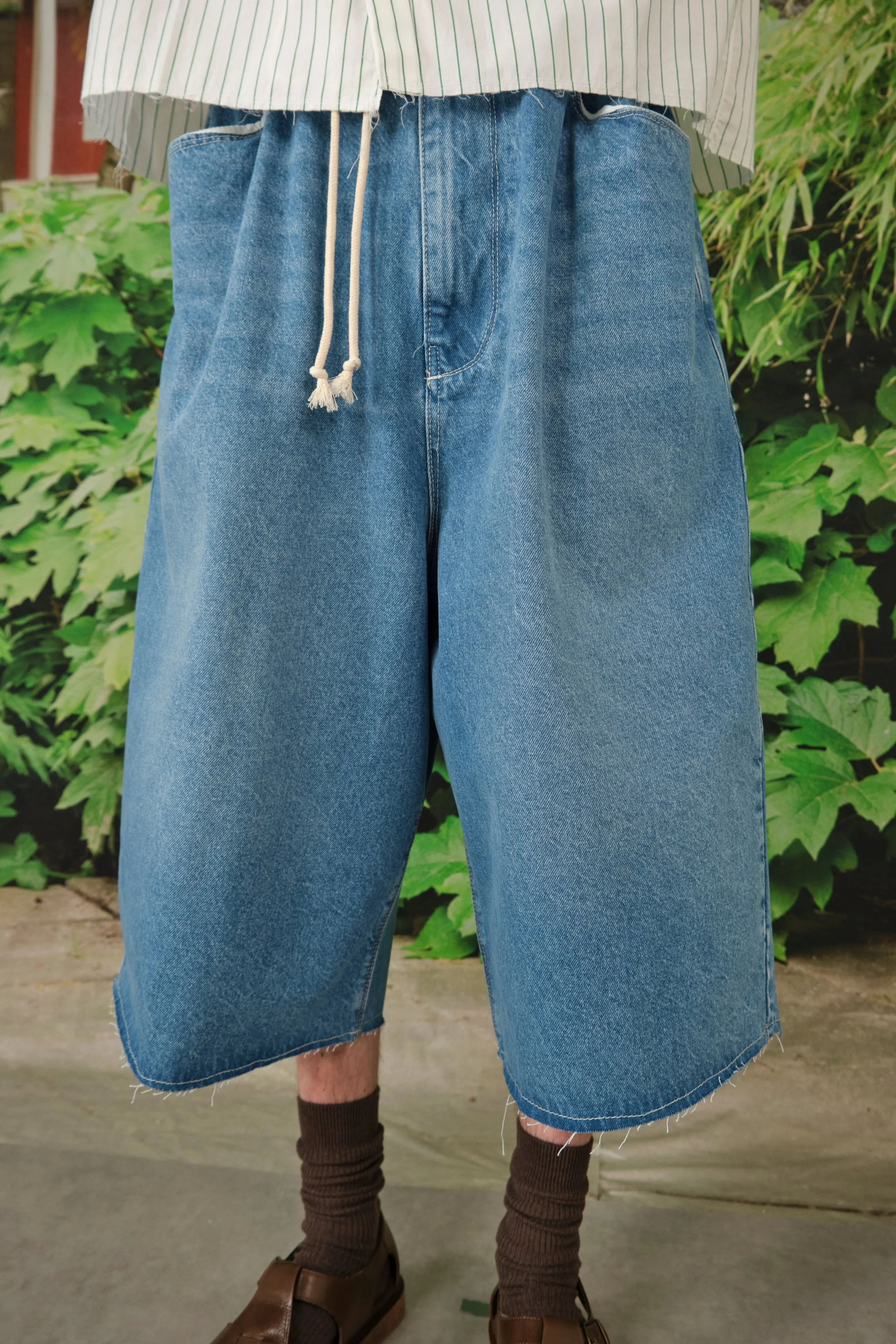 CF.19.06.04.01 BIG SHORTS washed light blue sold by Camiel Fortgens product image thumbnail 4