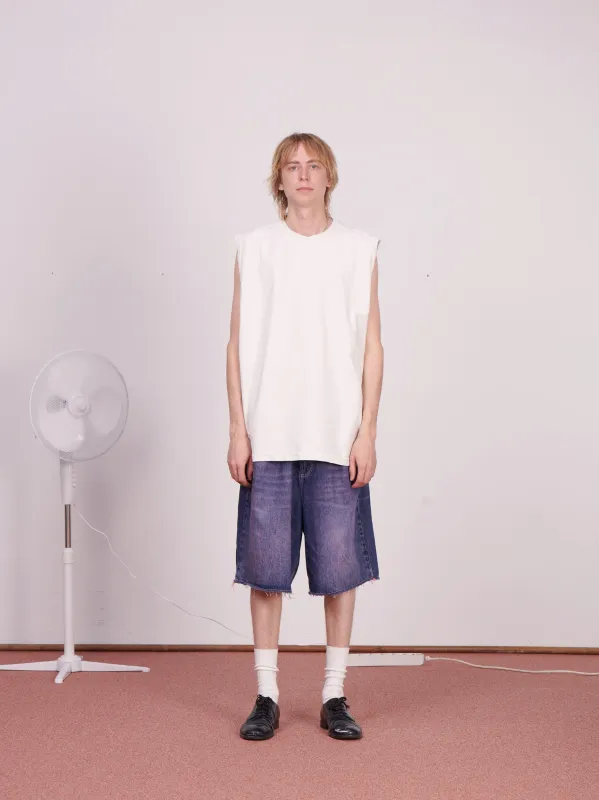 CF.23.01.01.01 BIG TANK heavy dry jersey dirty faded white made by Camiel Fortgens