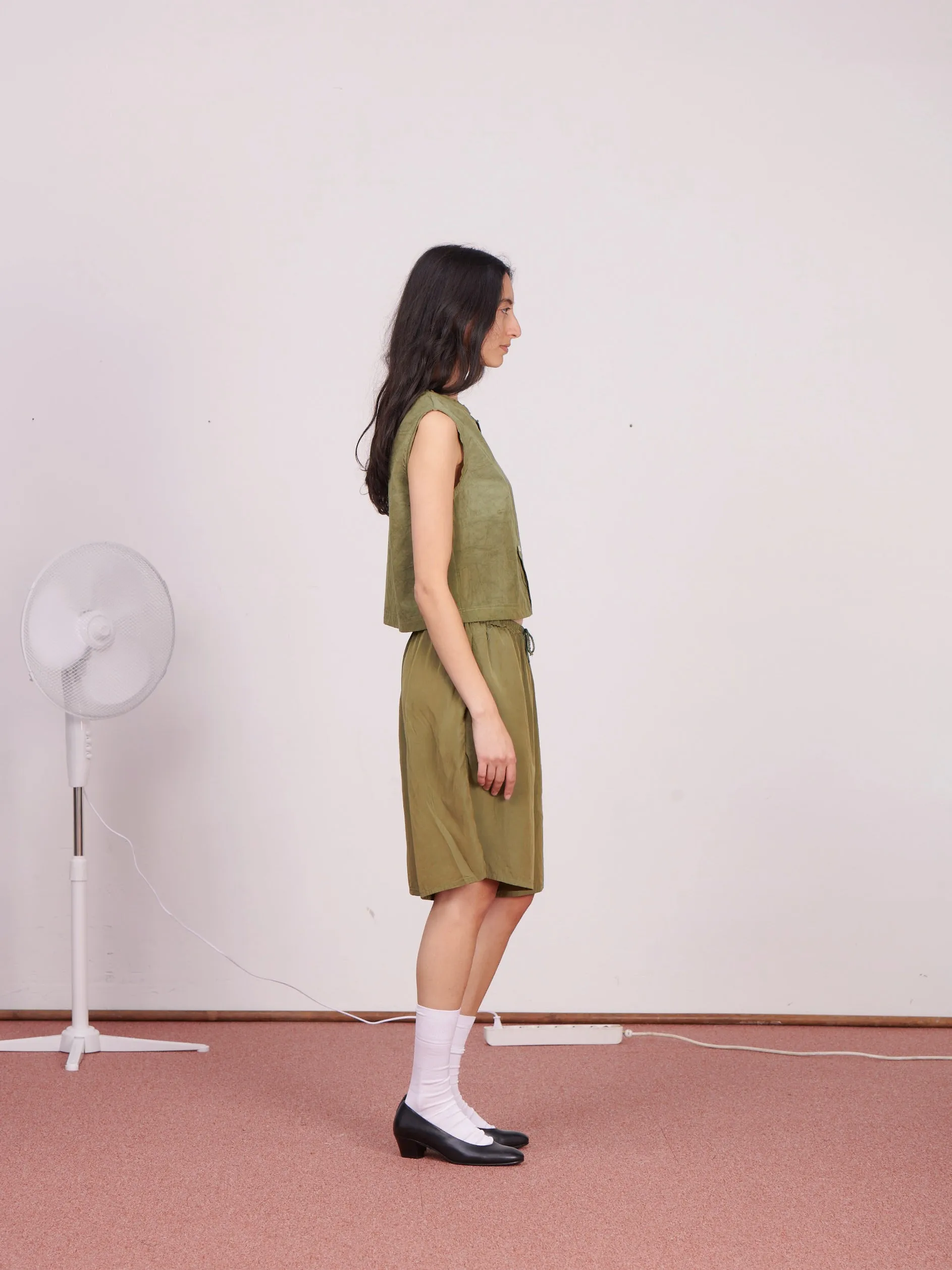 CF.23.13.02.04 KNEE SHORTS viscose sage green sold by Camiel Fortgens product image thumbnail 4