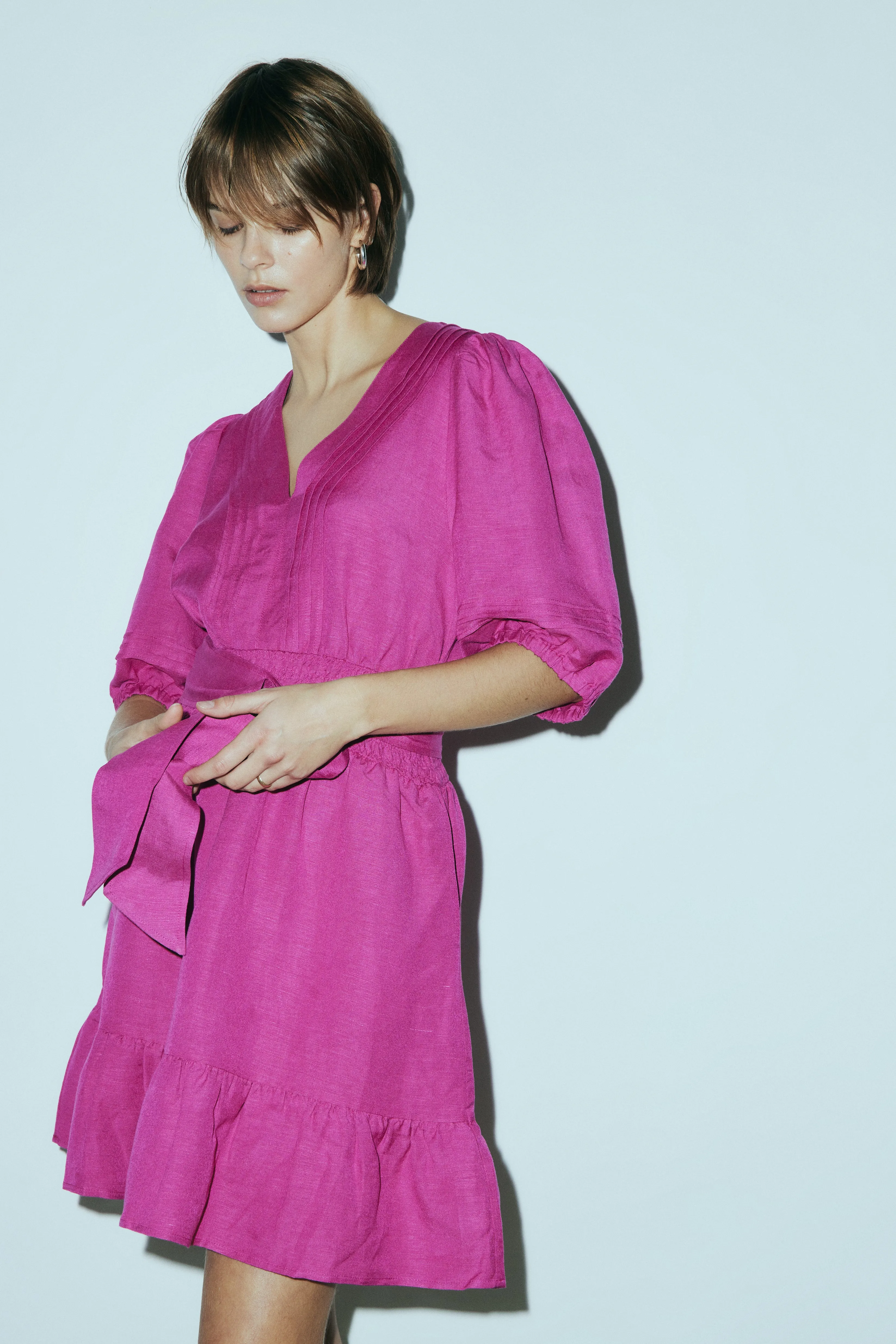 Evalyn dark fuchsia linen dress sold by MELISSA NEPTON product image thumbnail 2
