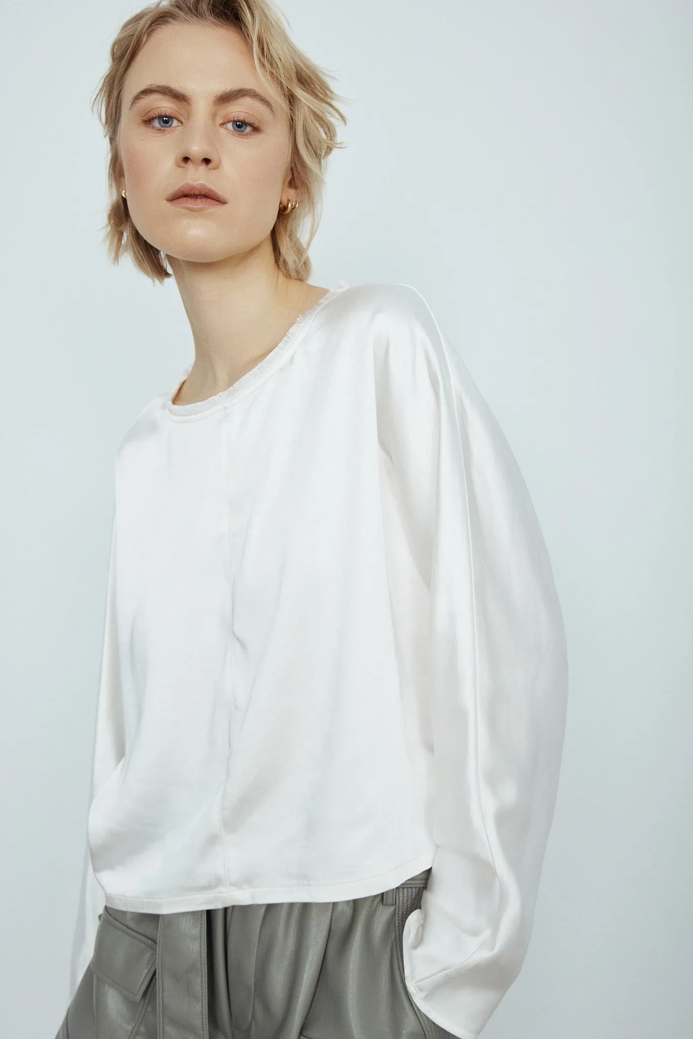 TENESI TOP-Off white sold by MELISSA NEPTON