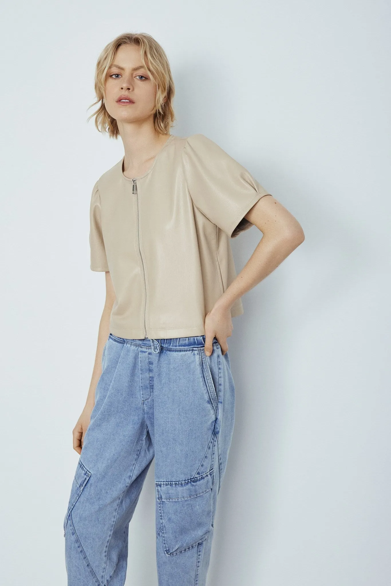 HOUSTON TOP-Desert sold by MELISSA NEPTON