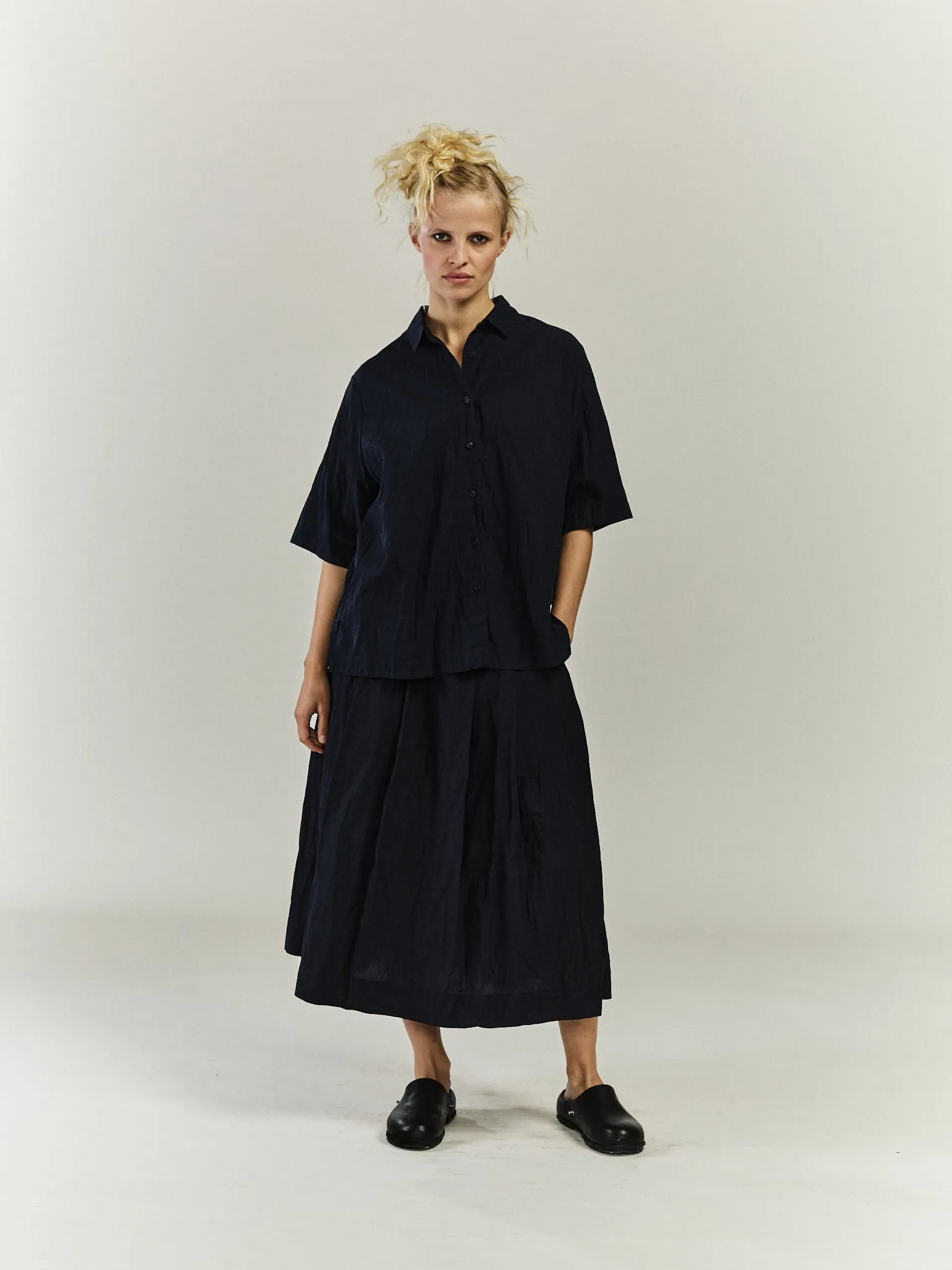 ATOLLESS SHIRT - LIN COT - NAVY sold by Casey Casey Womens