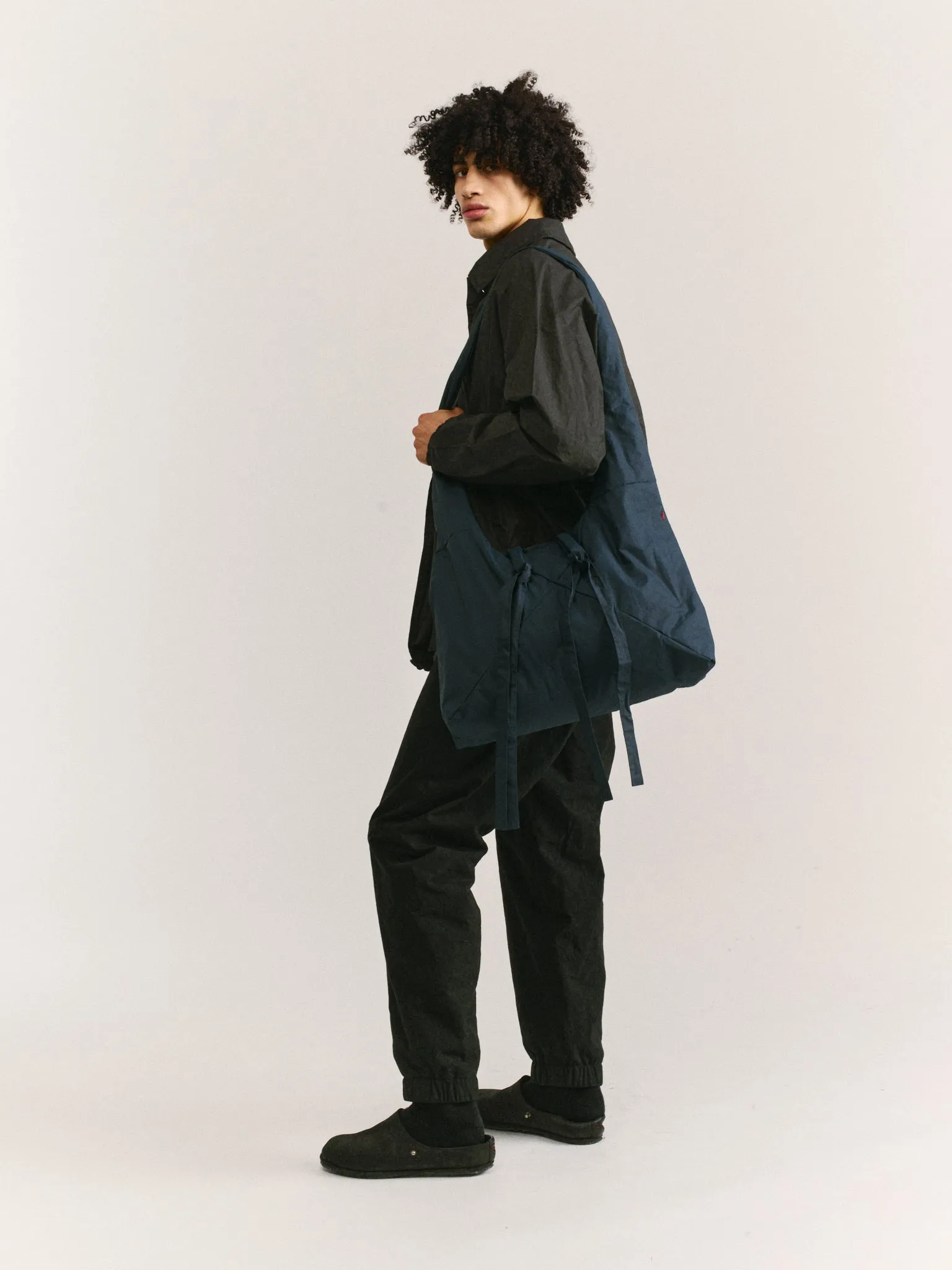 ORIGAMI BAG - PIGMENT WAX - NAVY sold by Casey Casey product image thumbnail 3