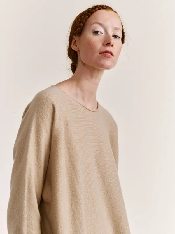 SEAMLESS JUMPER - CASH - LIGHT BEIGE made by Casey Casey