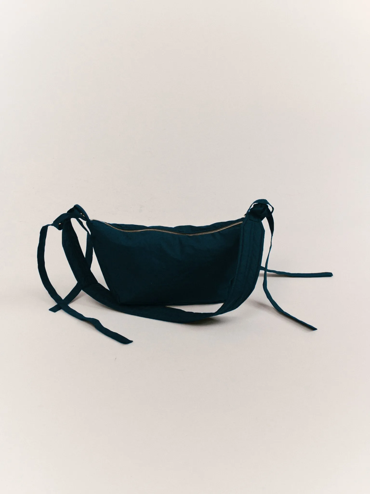 BANANA BAG - PIG WAX - NAVY sold by Casey Casey product image thumbnail 2