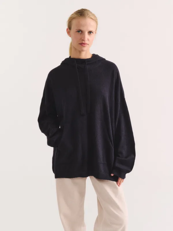 HOODIE - ALPAWO - NIGHT made by Casey Casey