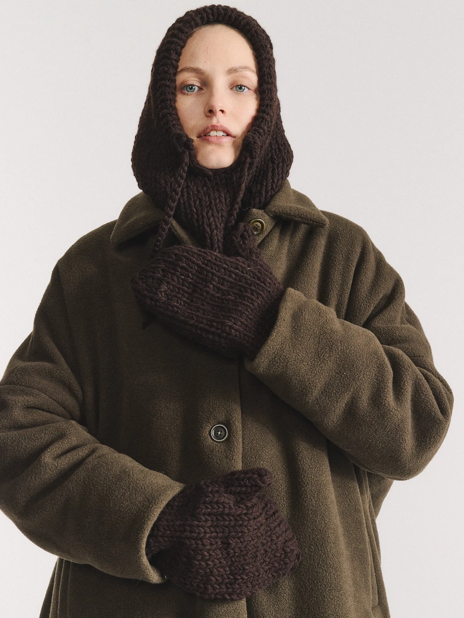 CAMILLE HOOD - CHUNKY - EBONY sold by Casey Casey product image thumbnail 2