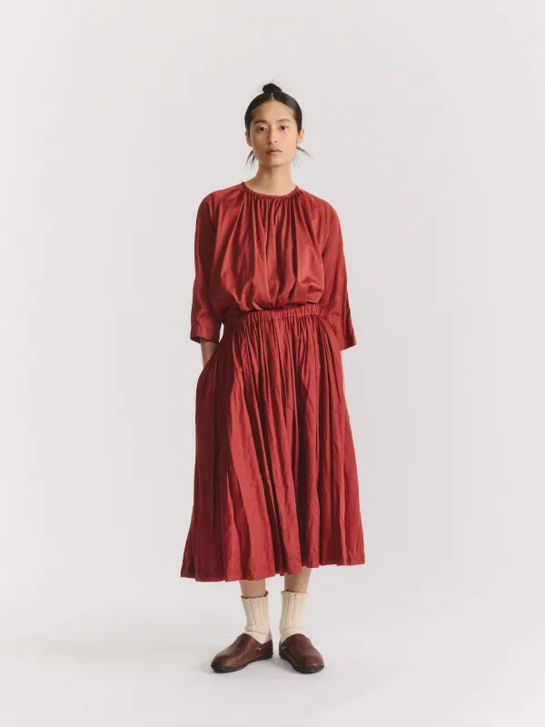 BB PLEAT SKIRT - TWILL COT SILK - BRICK made by Casey Casey