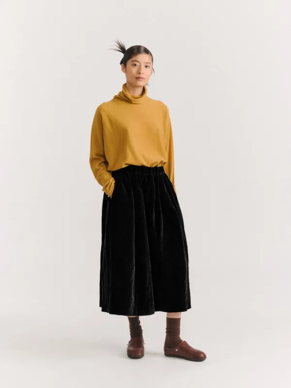 GHOSTY SKIRT - MID VELVET - BLACK made by Casey Casey