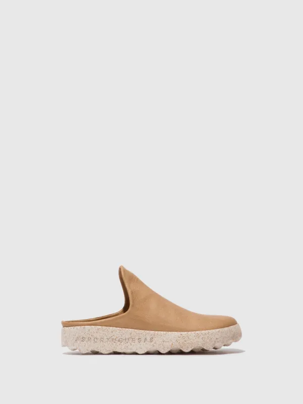 Slip-on Mules CLAY Sand sold by Asportuguesas