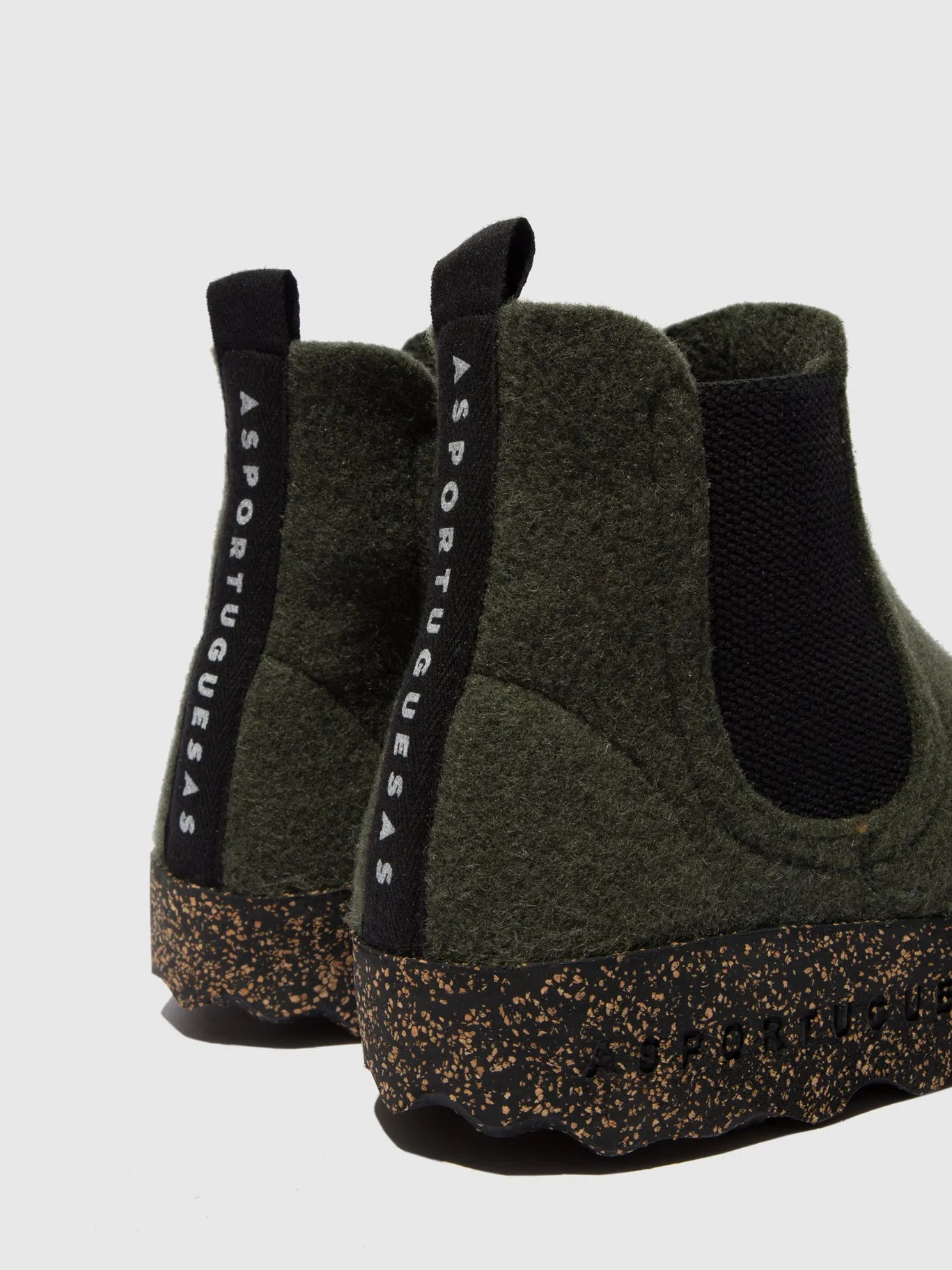 Chelsea Ankle Boots CAIA MILITARY GREEN sold by Asportuguesas product image thumbnail 5