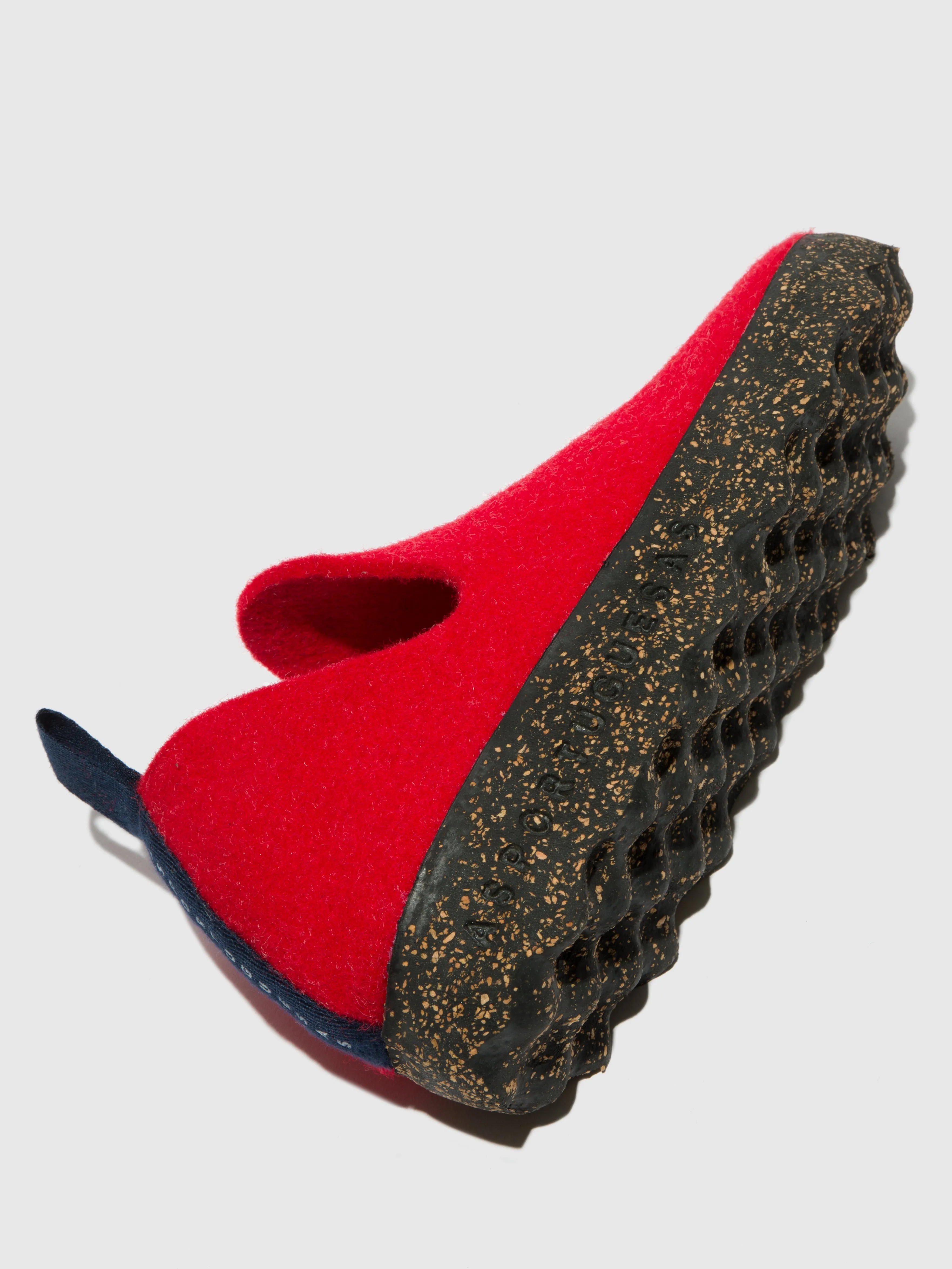 Round Toe Shoes CITY RED sold by Asportuguesas product image thumbnail 4