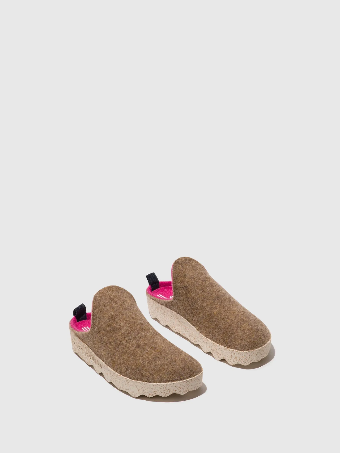 Slip-on Mules COME TAUPE sold by Asportuguesas product image thumbnail 2