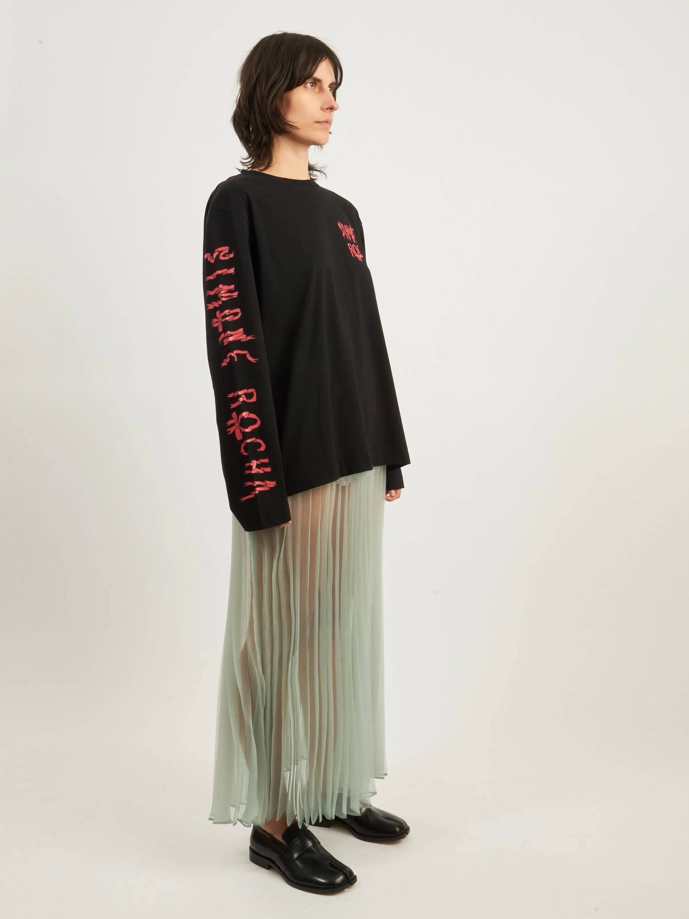 Black/Red L/S T-Shirt w/ Ribbon Logo Print sold by Frances May Houseline product image thumbnail 4