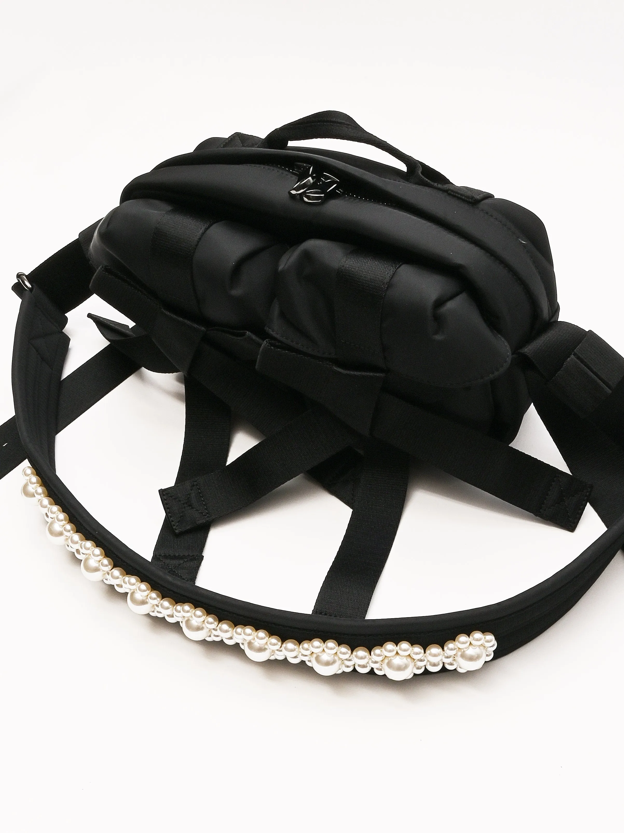 Black/Pearl Beaded Classic Bow Crossbody Bag sold by Frances May Houseline product image thumbnail 2