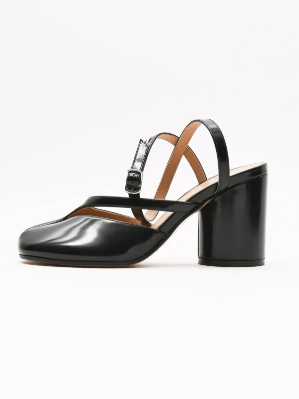 Black Tabi Pump Sandals made by Maison Margiela