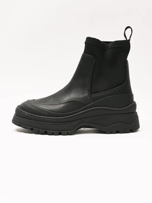 Black Barla Boot made by Rachel Comey