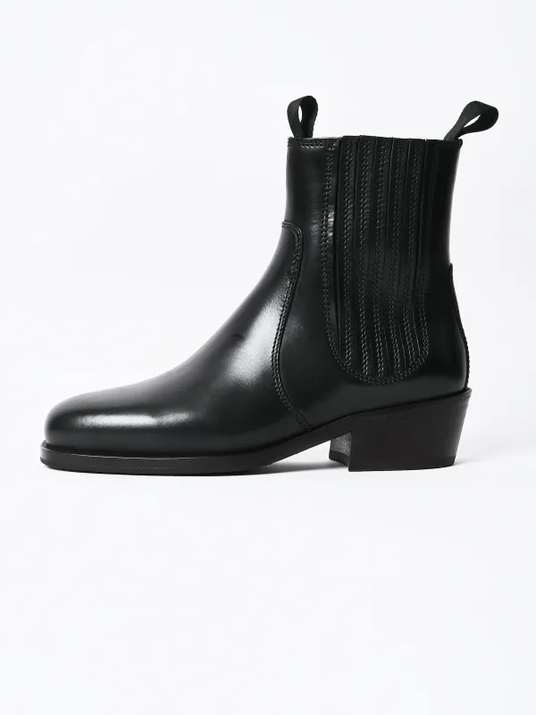 Black Chelsea Boots made by Lemaire