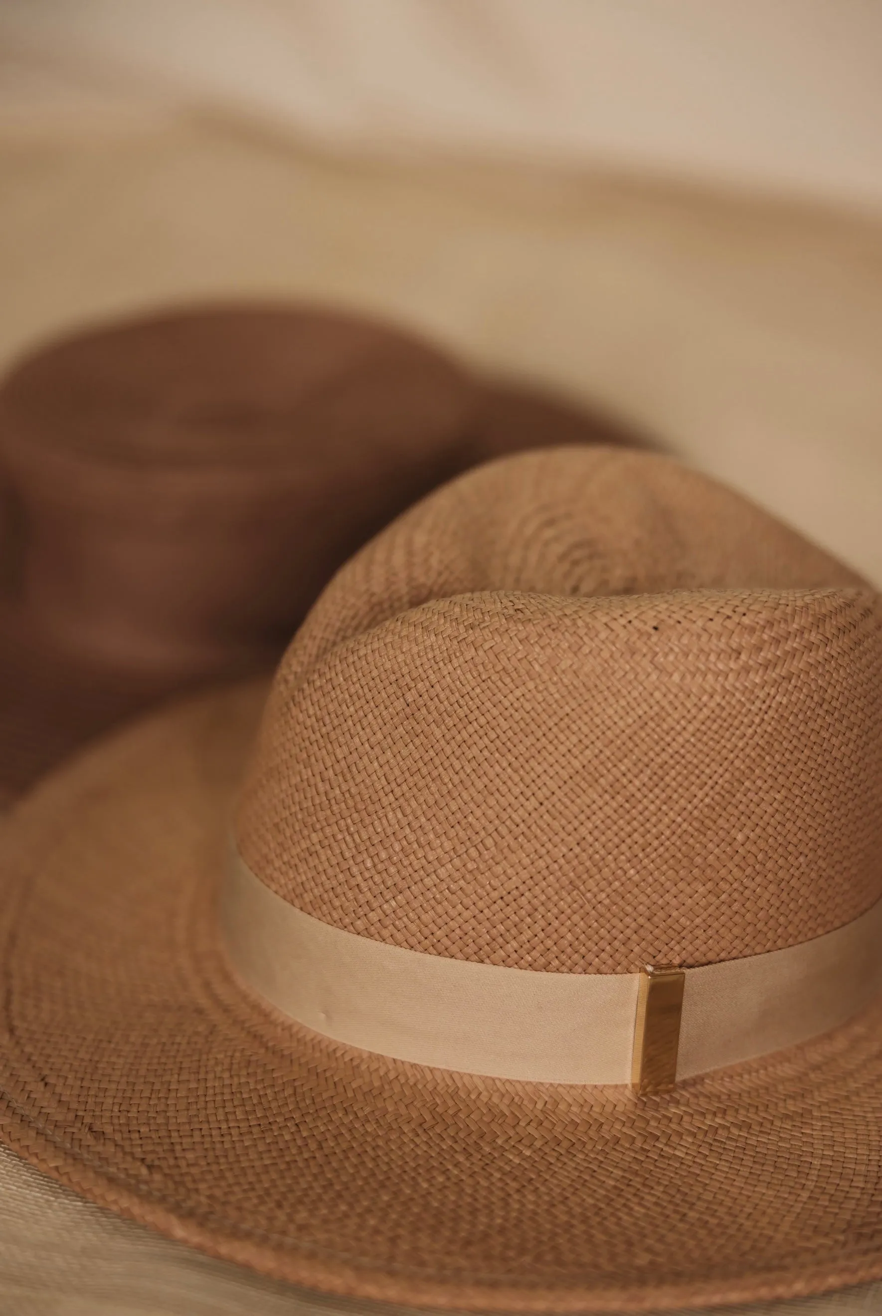 Jeanne | Conch sold by Gigi Burris product image thumbnail 4